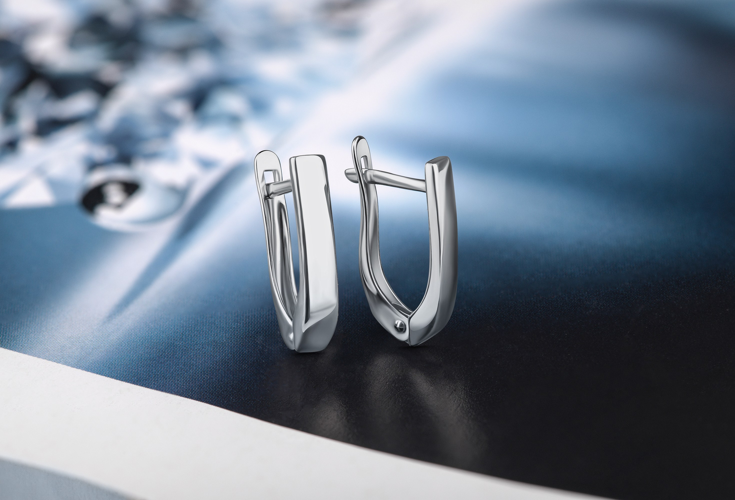 Съемка ювелирных украшений в Санкт-Петербурге. Фотосессия для маркетплейсов