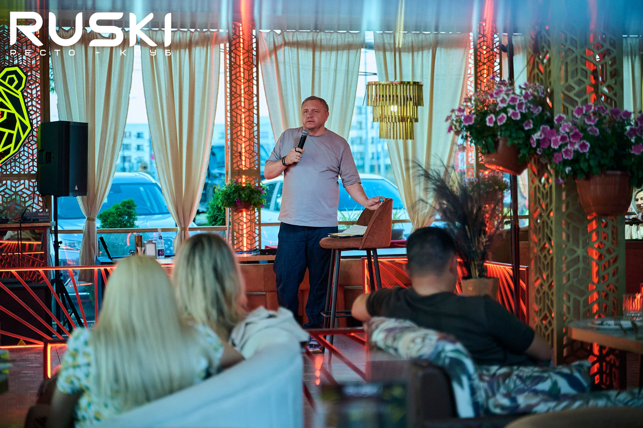 Ruski Стендап / Фотограф Екатерина Май / Анатолий Гущин. ТитанФото Продакшн