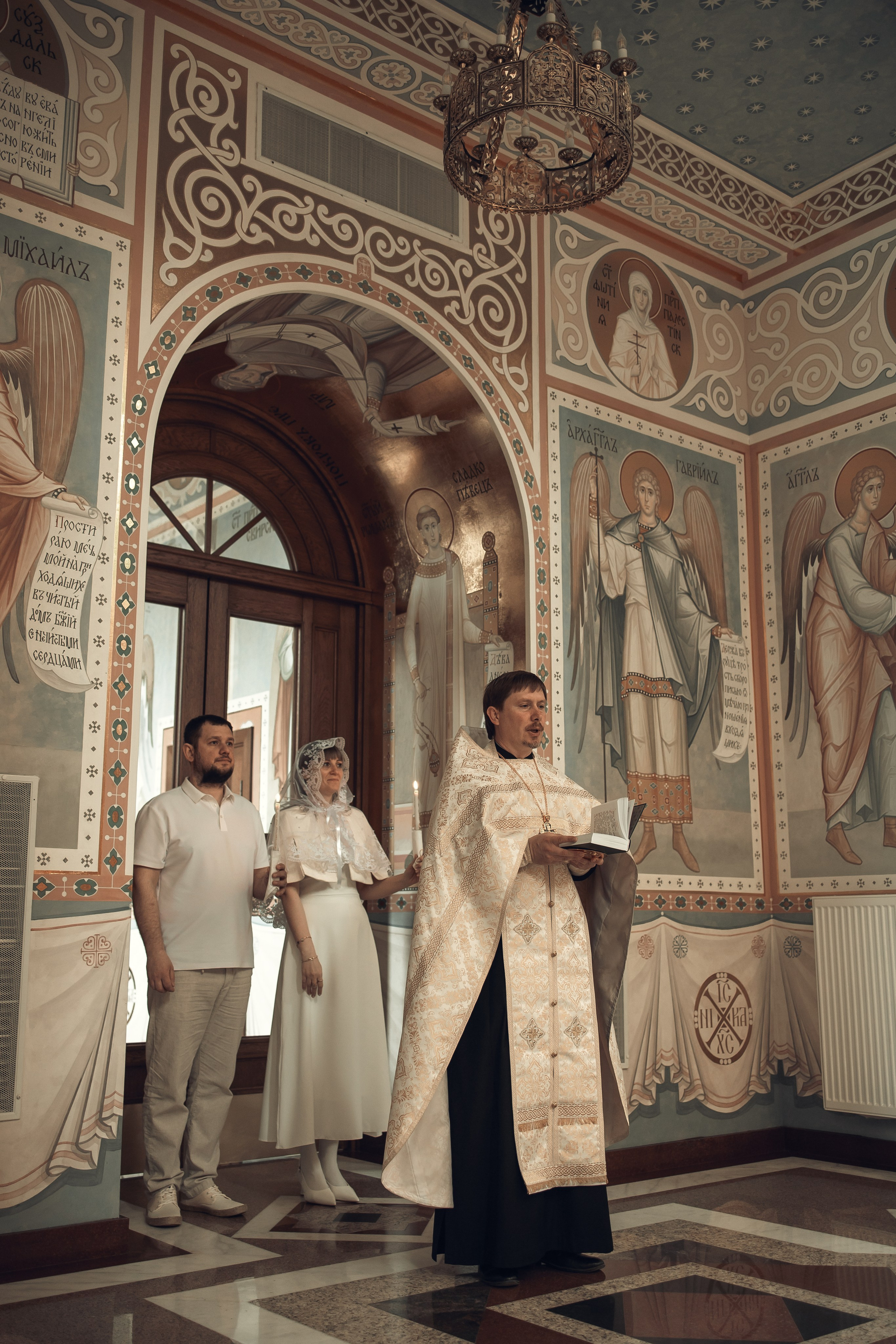 Венчание Дениса и Дианы. Свято-Троицкий храм. Свадебный фотограф Краснодар Инна Кириенко