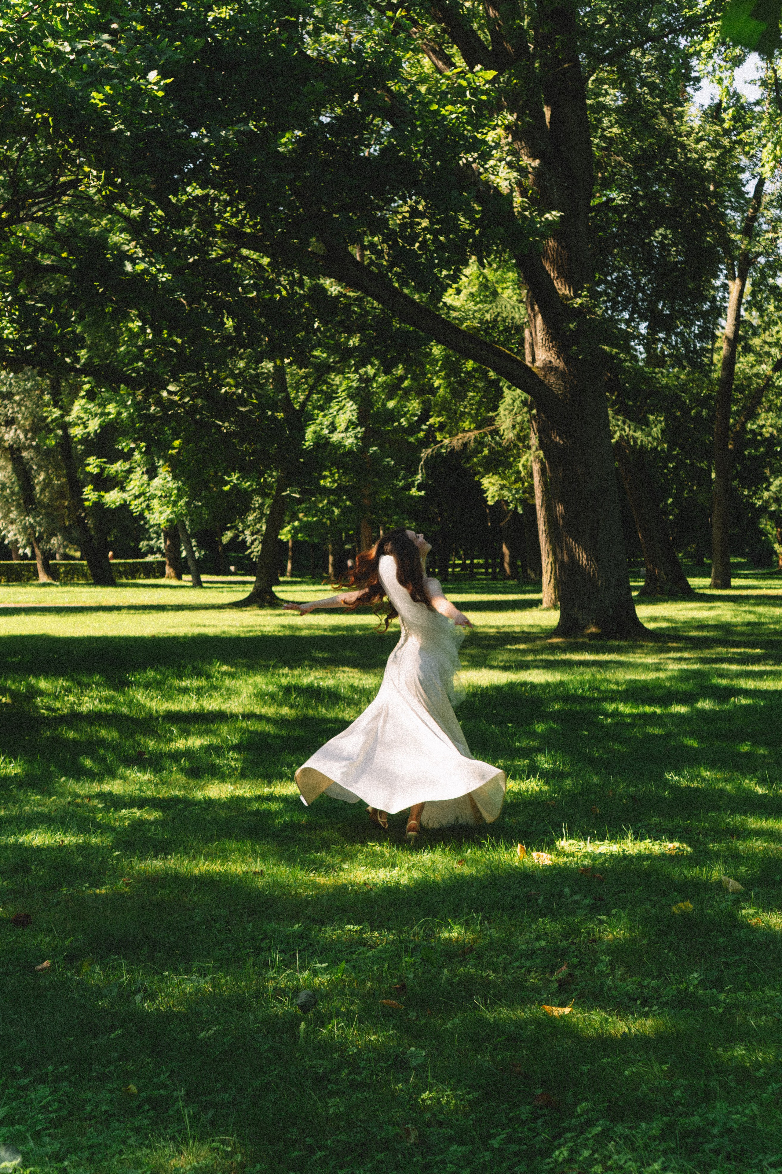 СВАДЕБНАЯ СЬЕМКА В ПЕТЕРГОФЕ И СЬЕМКА РЕПОРТАЖА В ЗАГСЕ ПЕТЕРГОФА. Профессиональный фотограф, Санкт-Петербург — Виктория Богомолова