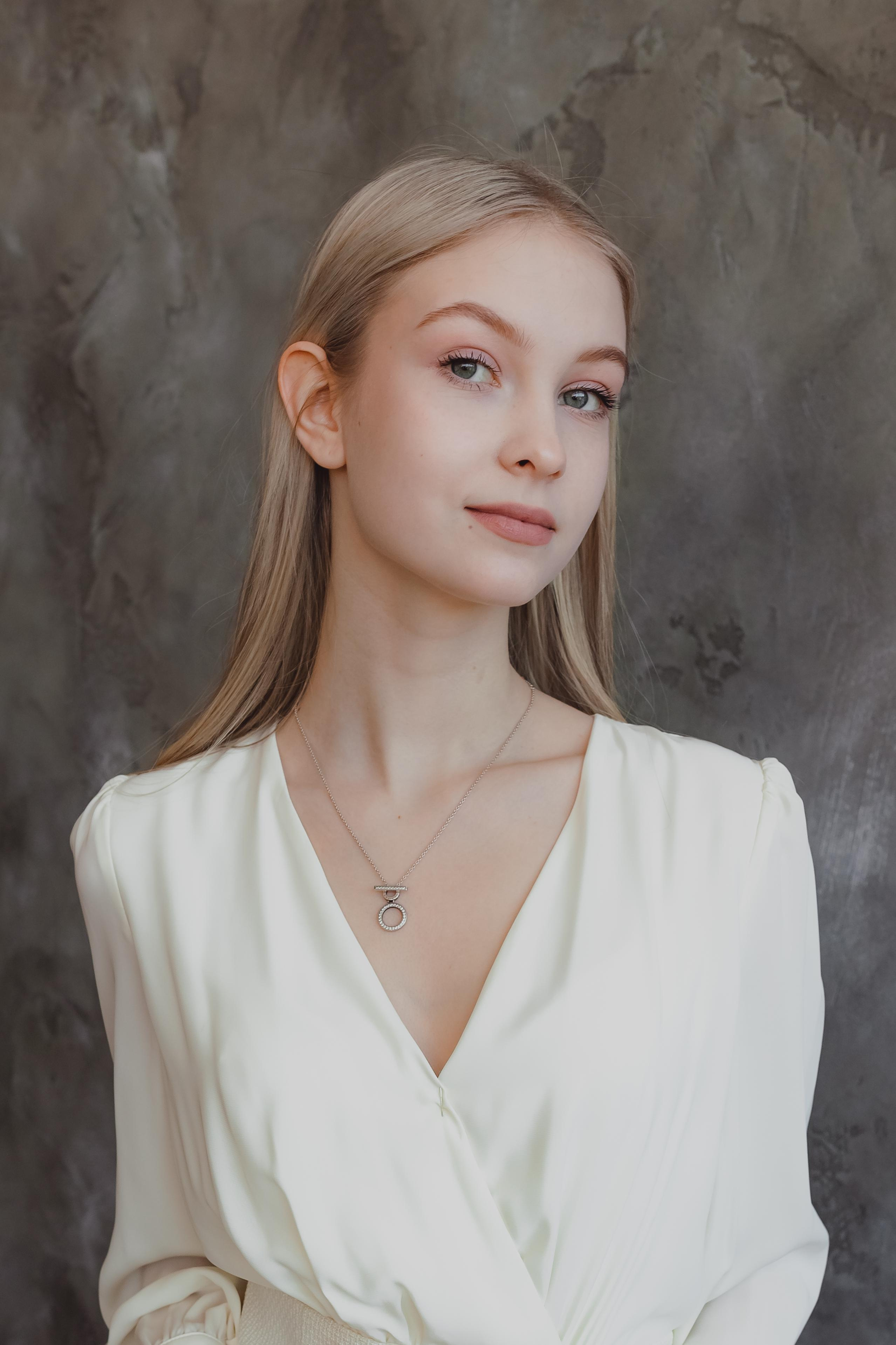 9 класс. Семейный и домашний фотограф в Москве и МО Королева Валерия