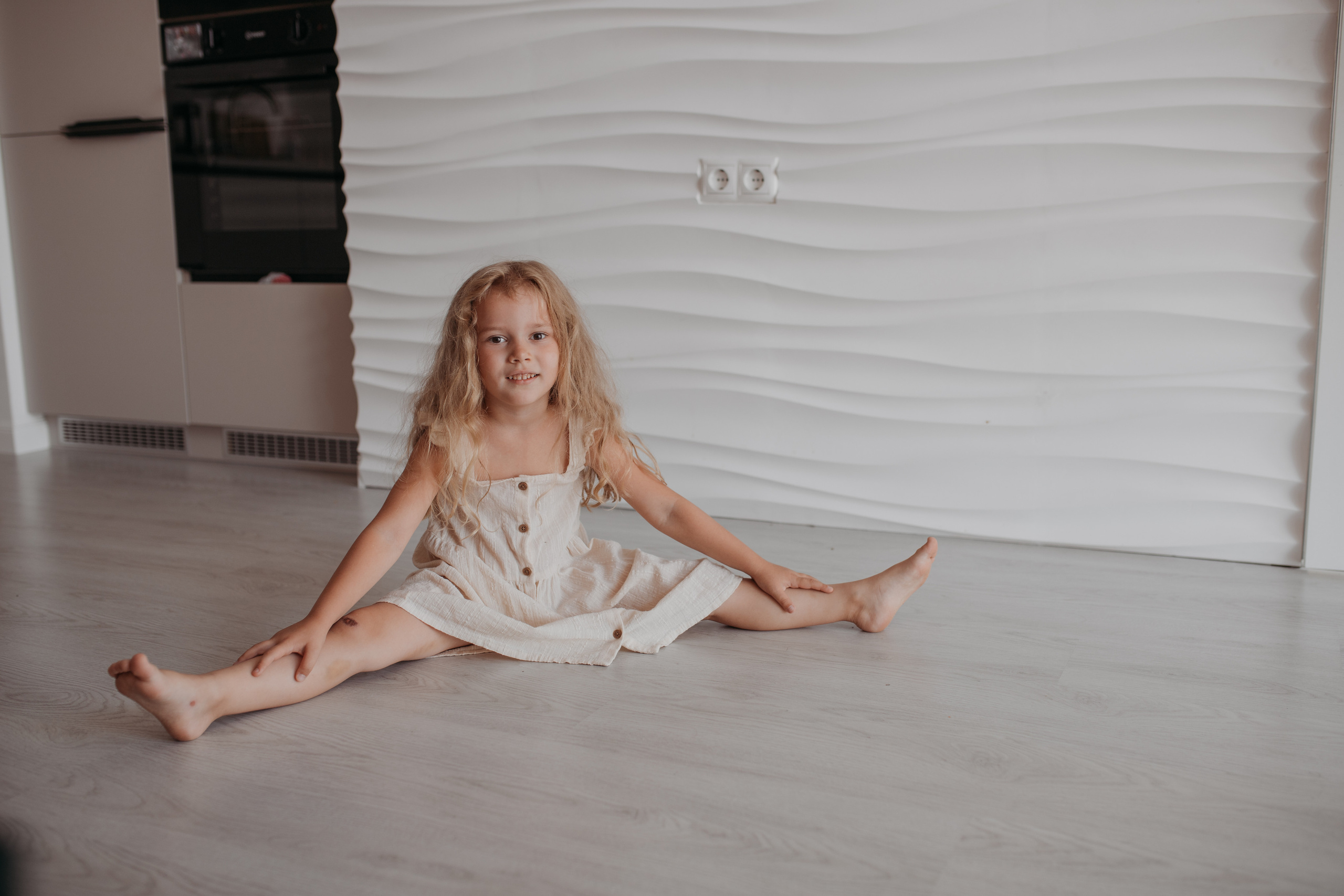 Марина с дочками. Семейный и домашний фотограф в Москве и МО Королева Валерия