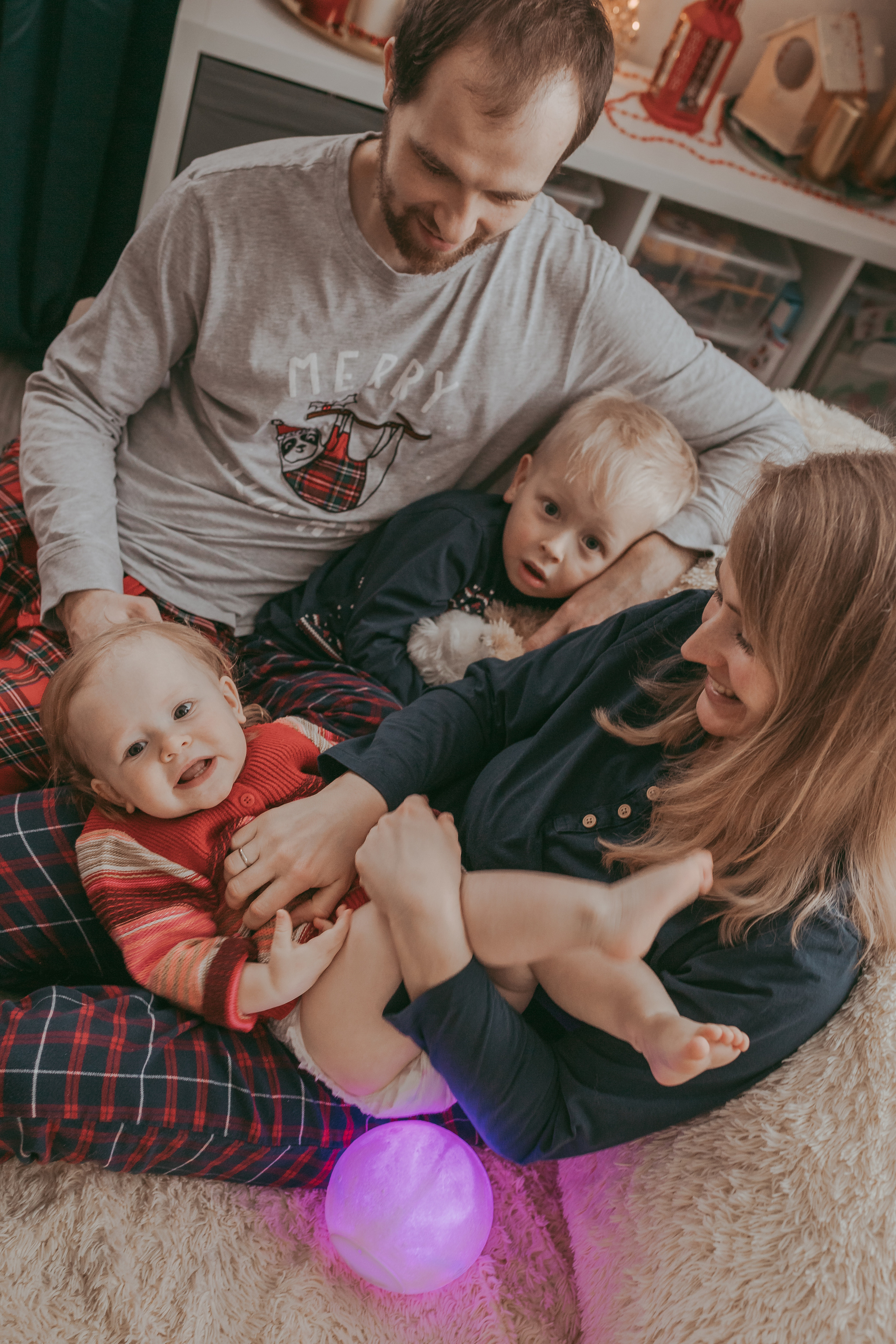 Анастасия с семьей. Семейный и домашний фотограф в Москве и МО Королева Валерия