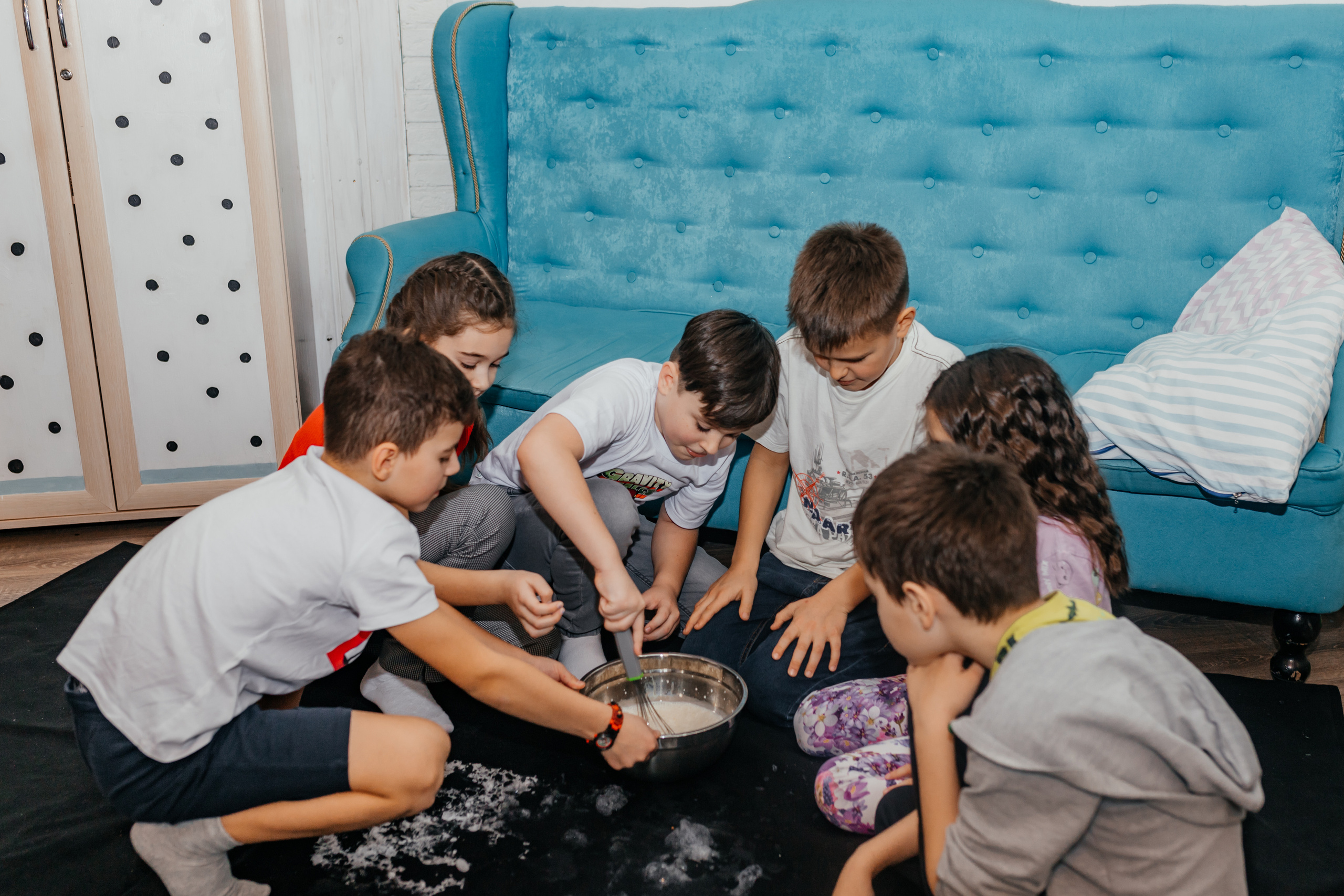 Тимофею 8. Семейный и домашний фотограф в Москве и МО Королева Валерия