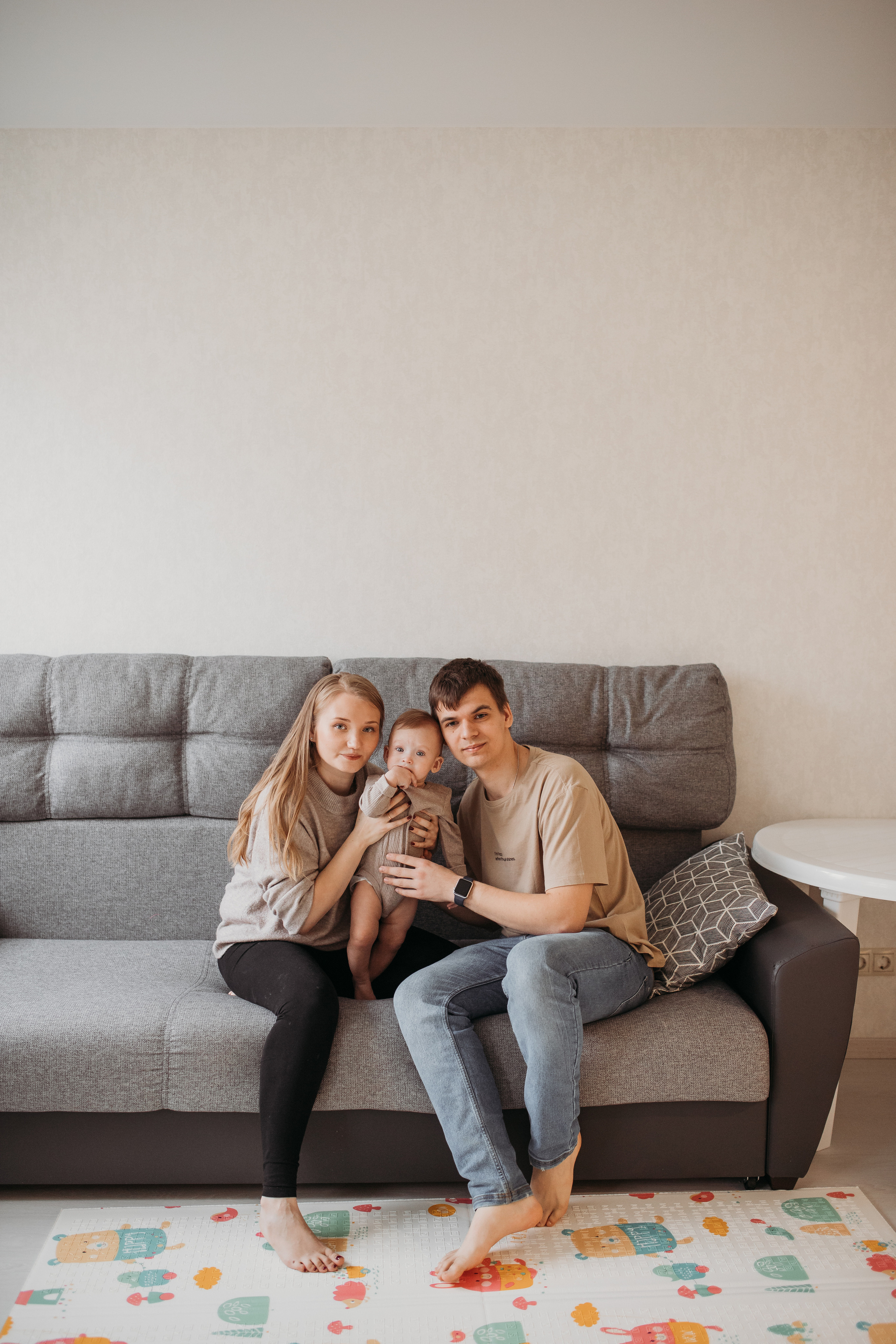 Дарья с семьей. Семейный и домашний фотограф в Москве и МО Королева Валерия