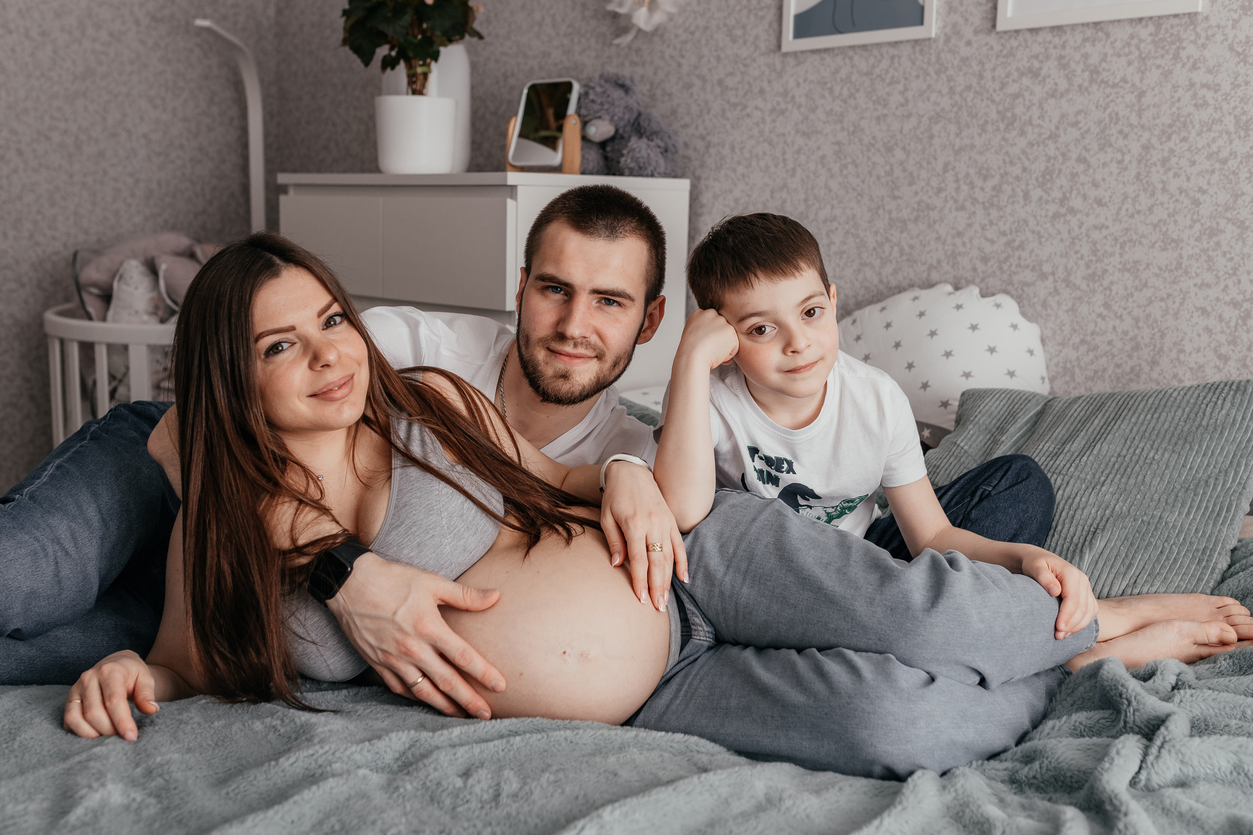 Саша с семьей. Семейный и домашний фотограф в Москве и МО Королева Валерия