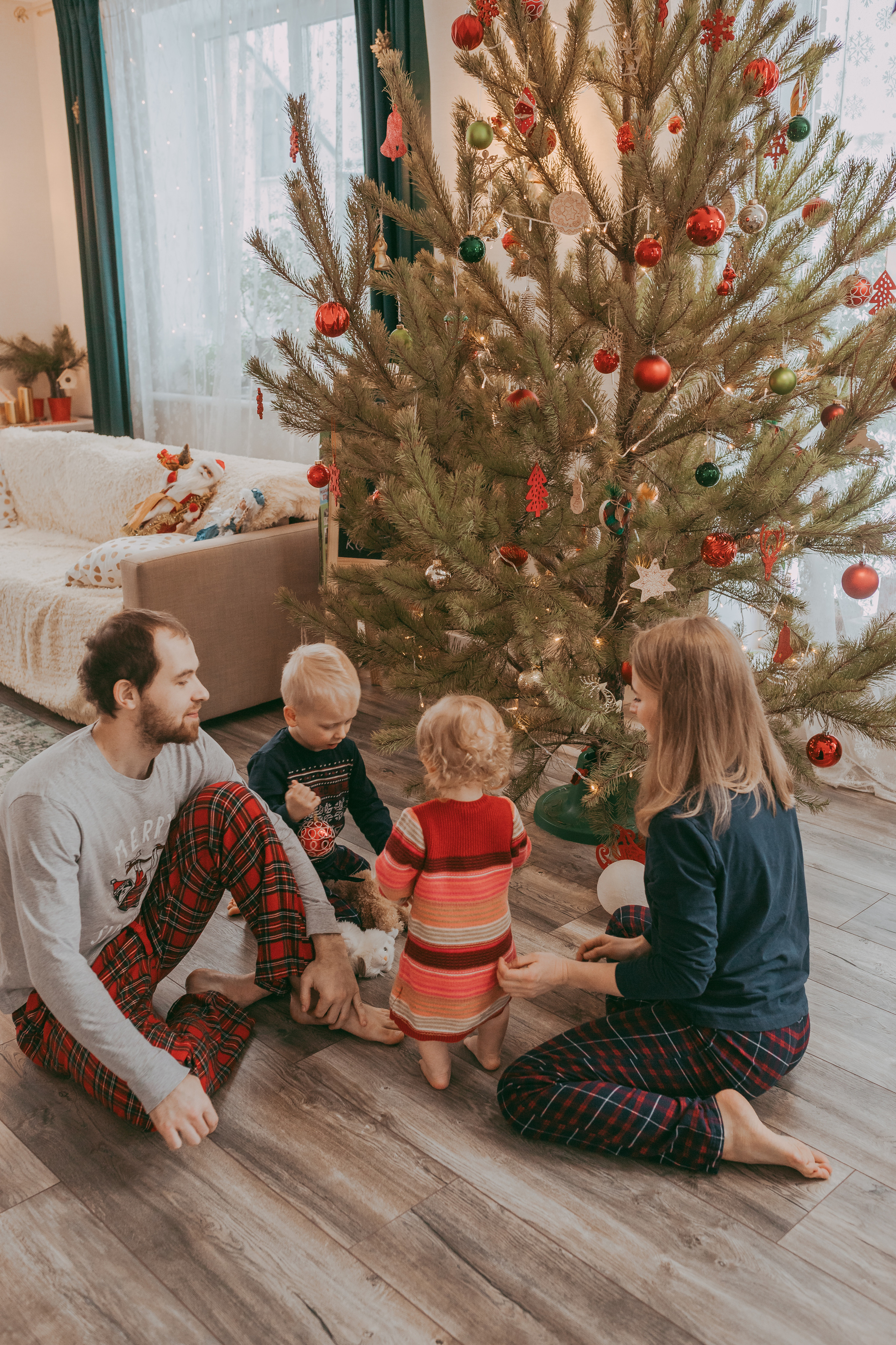 Анастасия с семьей. Семейный и домашний фотограф в Москве и МО Королева Валерия