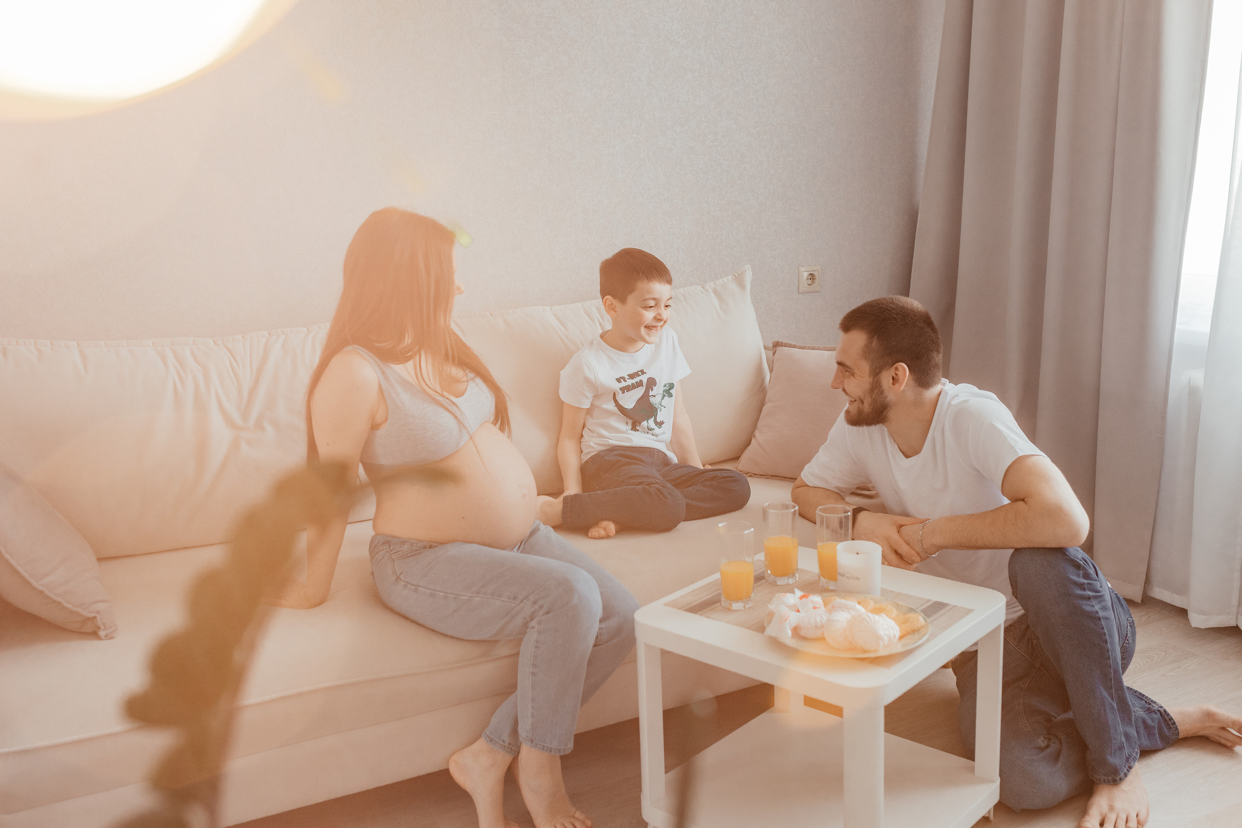 Саша с семьей. Семейный и домашний фотограф в Москве и МО Королева Валерия