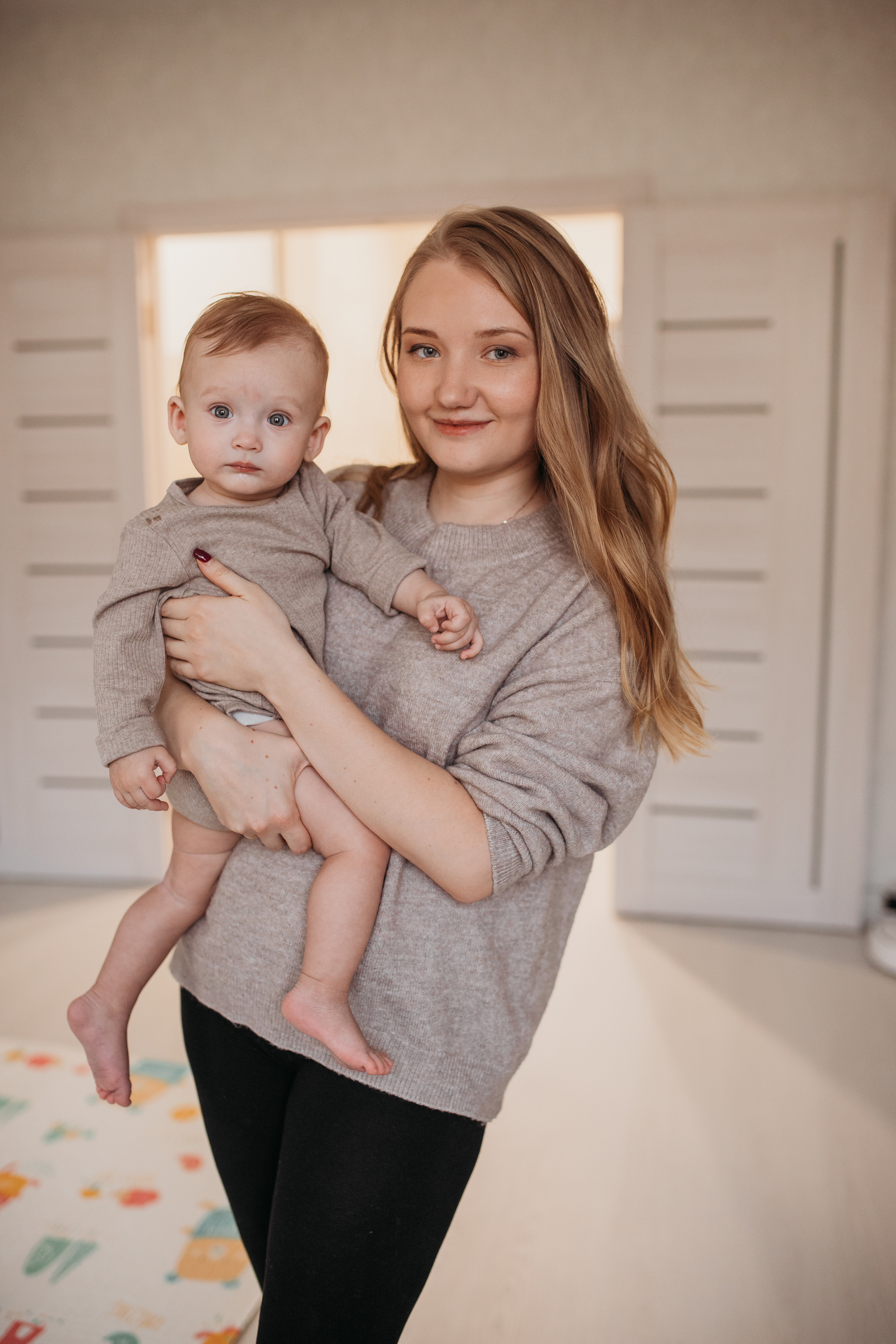 Дарья с семьей. Семейный и домашний фотограф в Москве и МО Королева Валерия