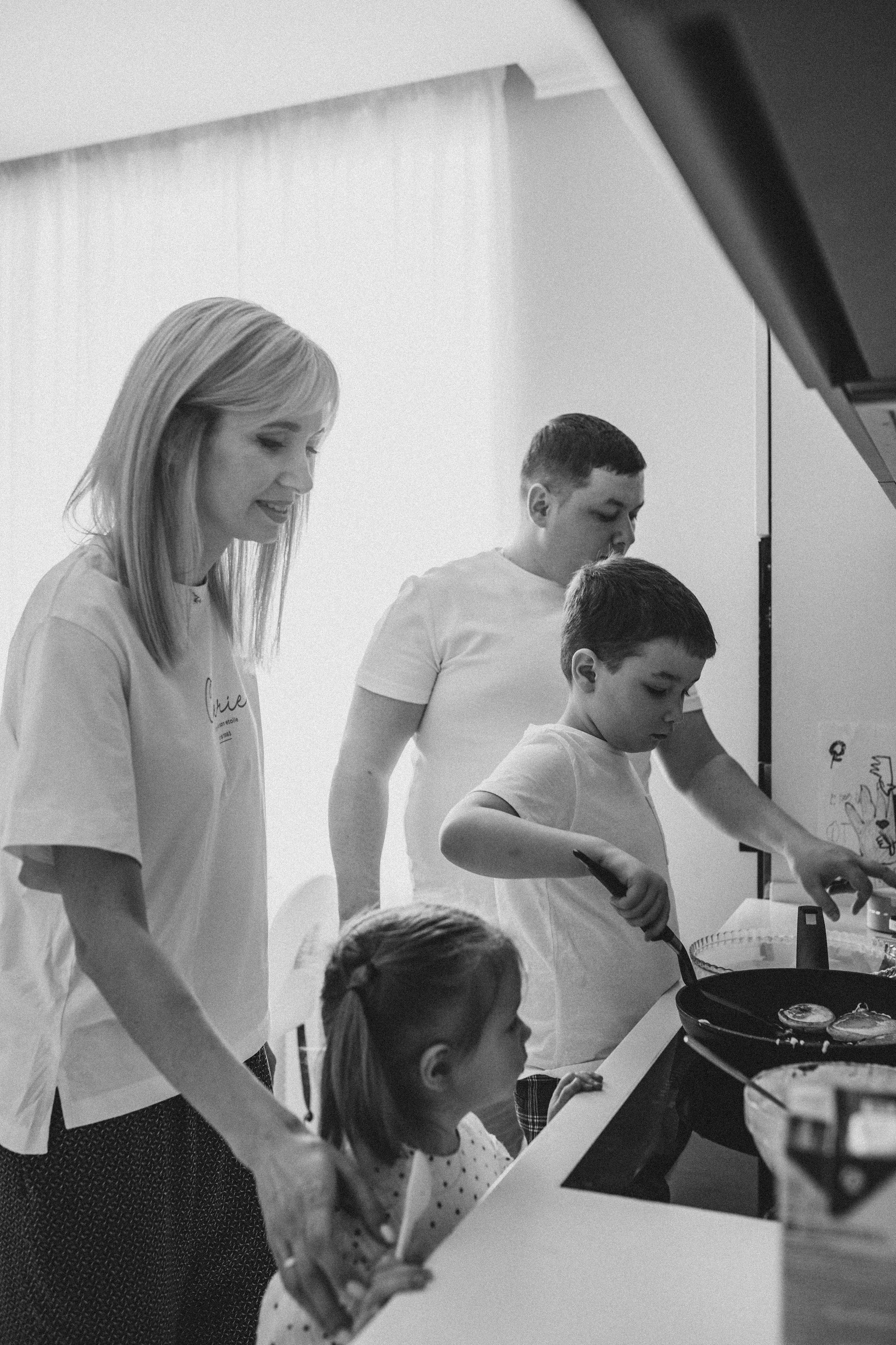 Катя, Иван, Егор, Ева. Семейный и домашний фотограф в Москве и МО Королева Валерия