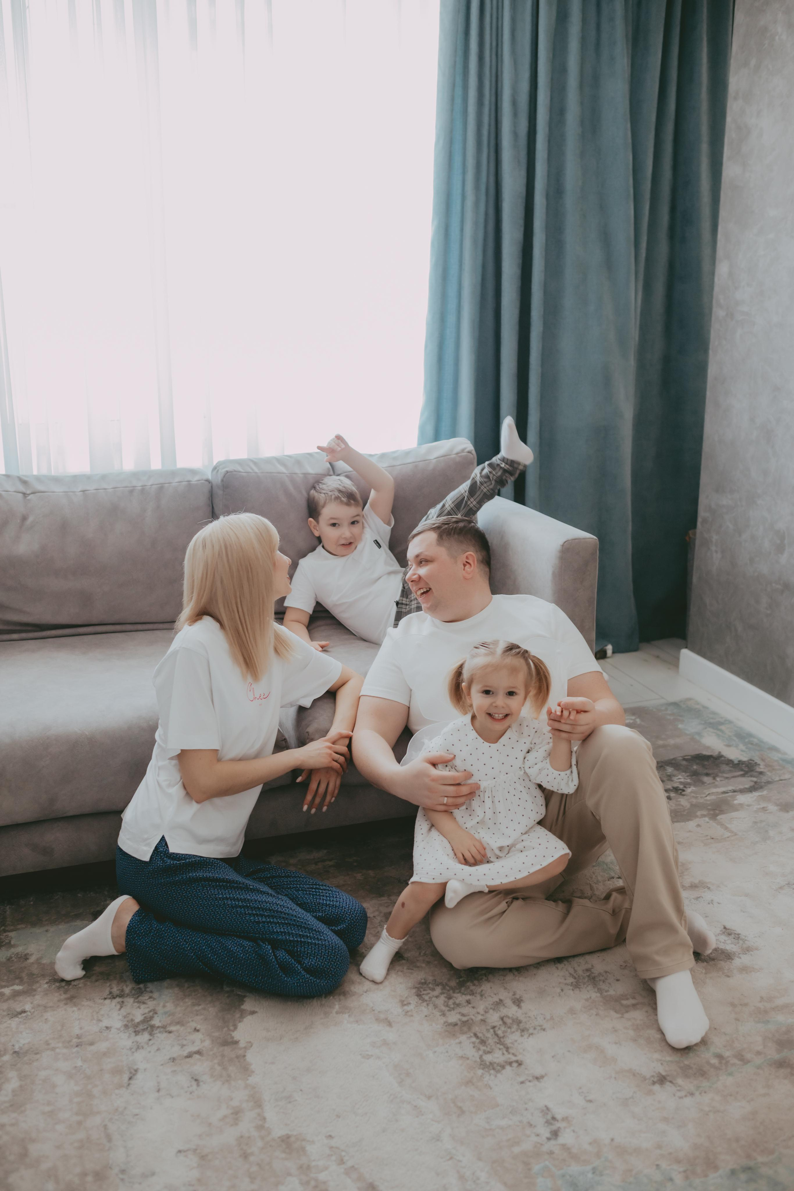 Катя, Иван, Егор, Ева. Семейный и домашний фотограф в Москве и МО Королева Валерия