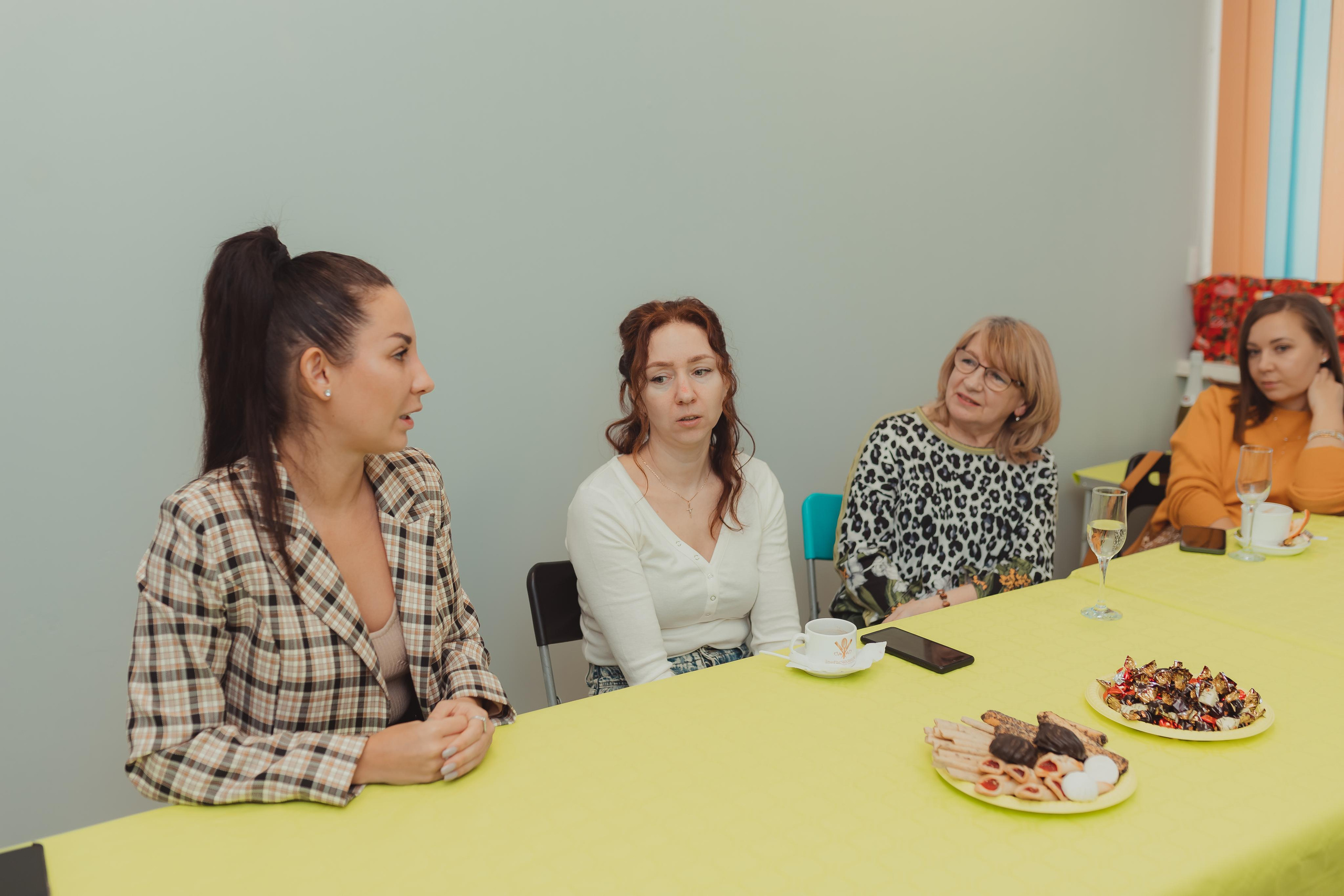 Открытие салона «Три расчески» Мытищи. Семейный и домашний фотограф в Москве и МО Королева Валерия