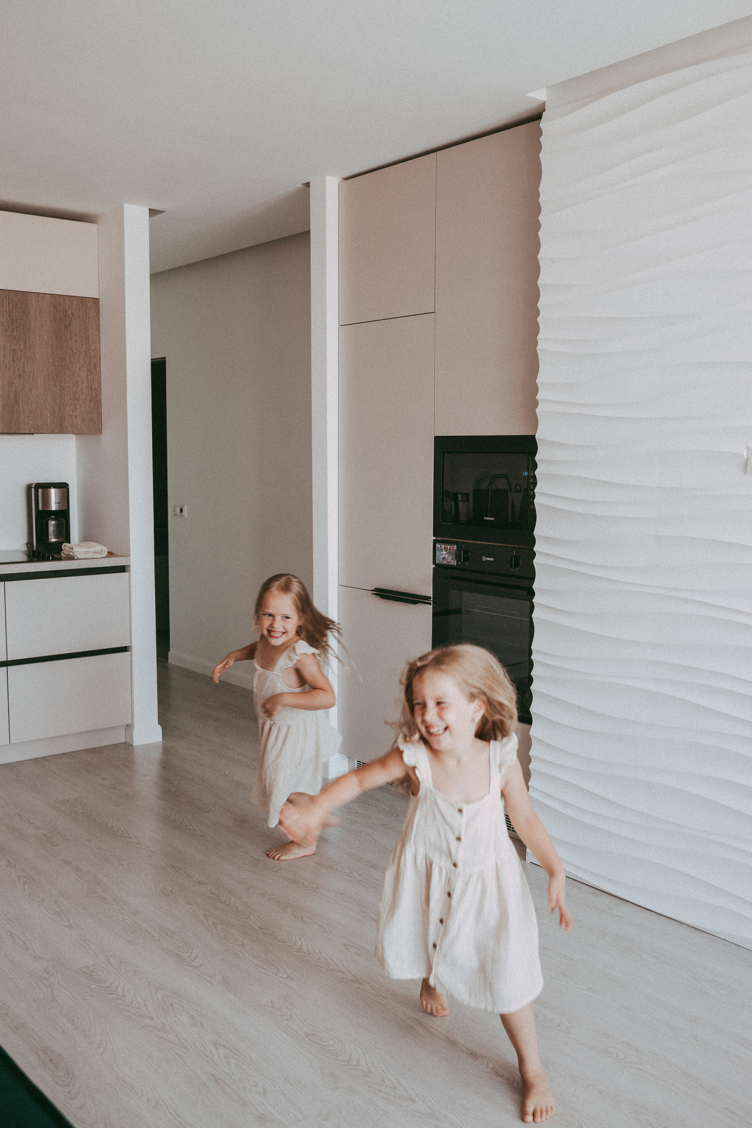 Марина с дочками. Семейный и домашний фотограф в Москве и МО Королева Валерия