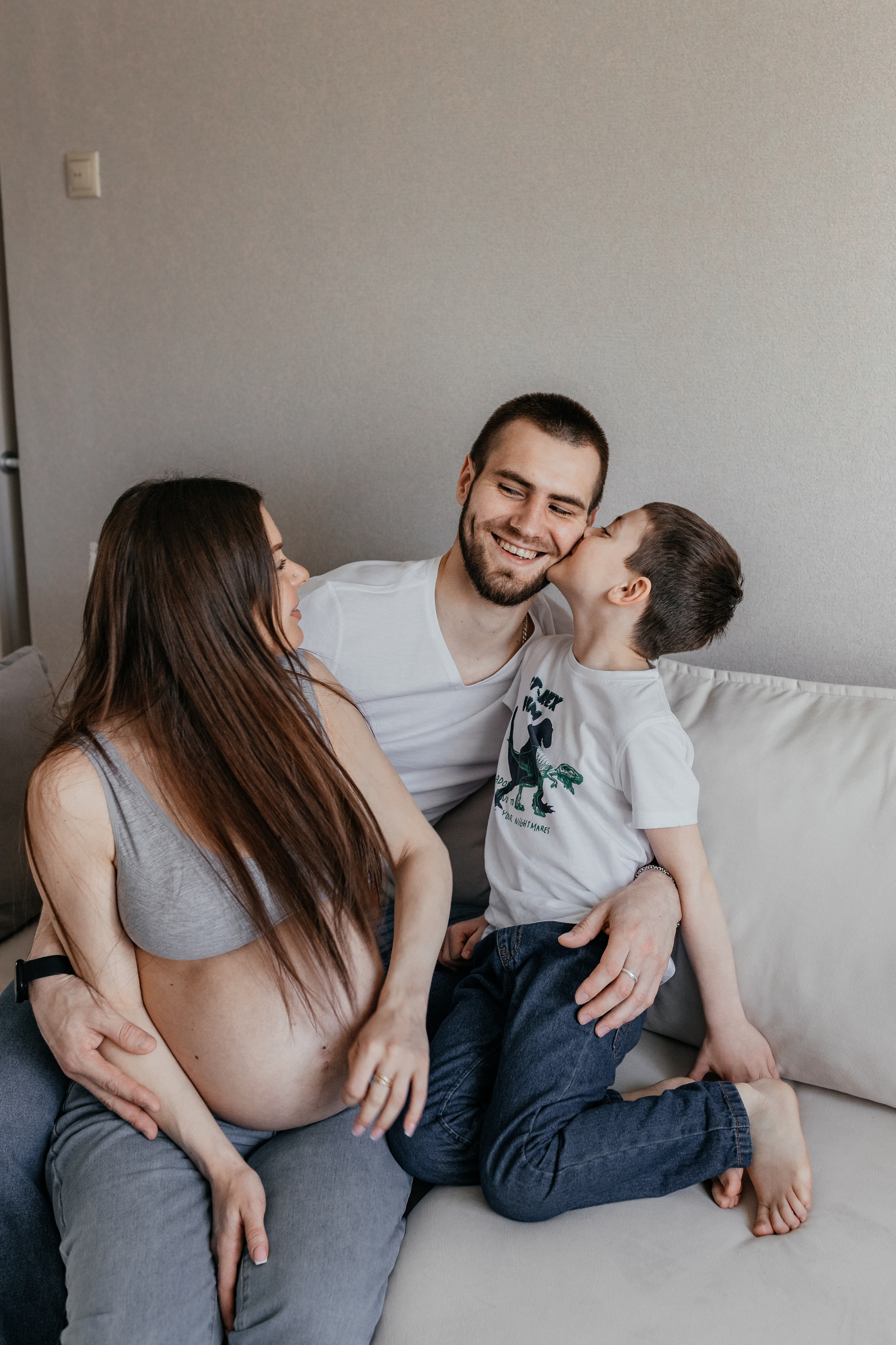 Саша с семьей. Семейный и домашний фотограф в Москве и МО Королева Валерия