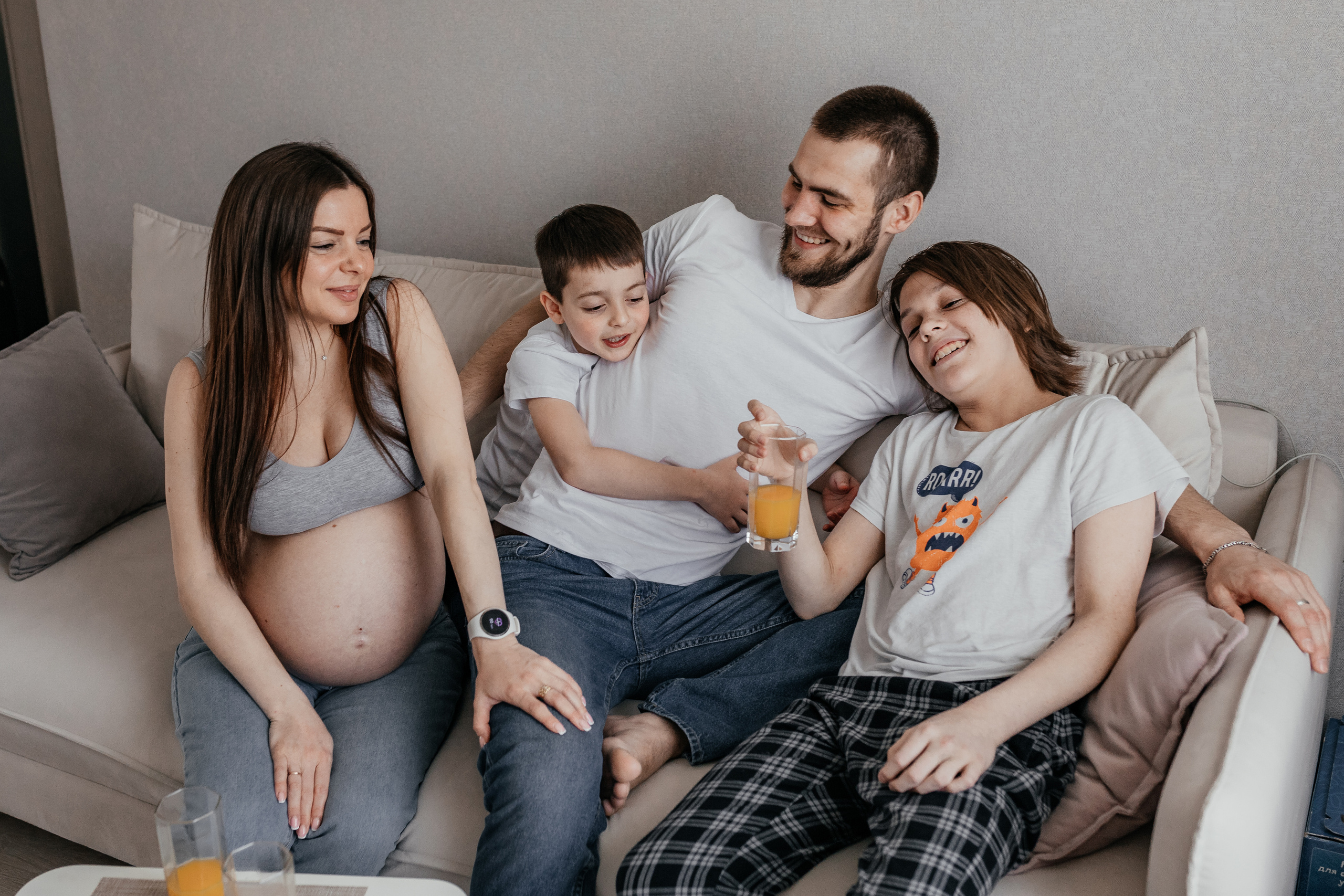 Саша с семьей. Семейный и домашний фотограф в Москве и МО Королева Валерия