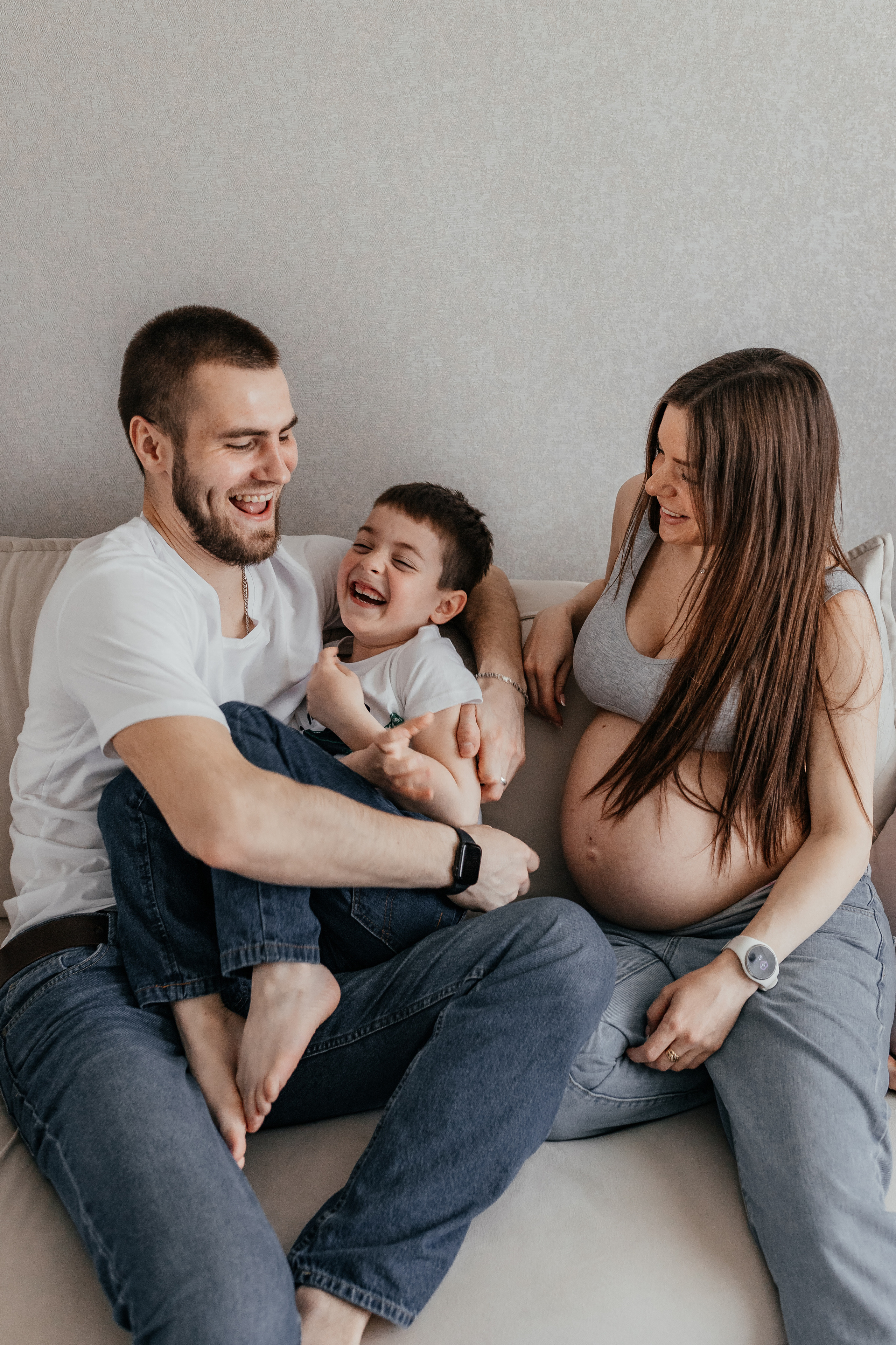 Саша с семьей. Семейный и домашний фотограф в Москве и МО Королева Валерия