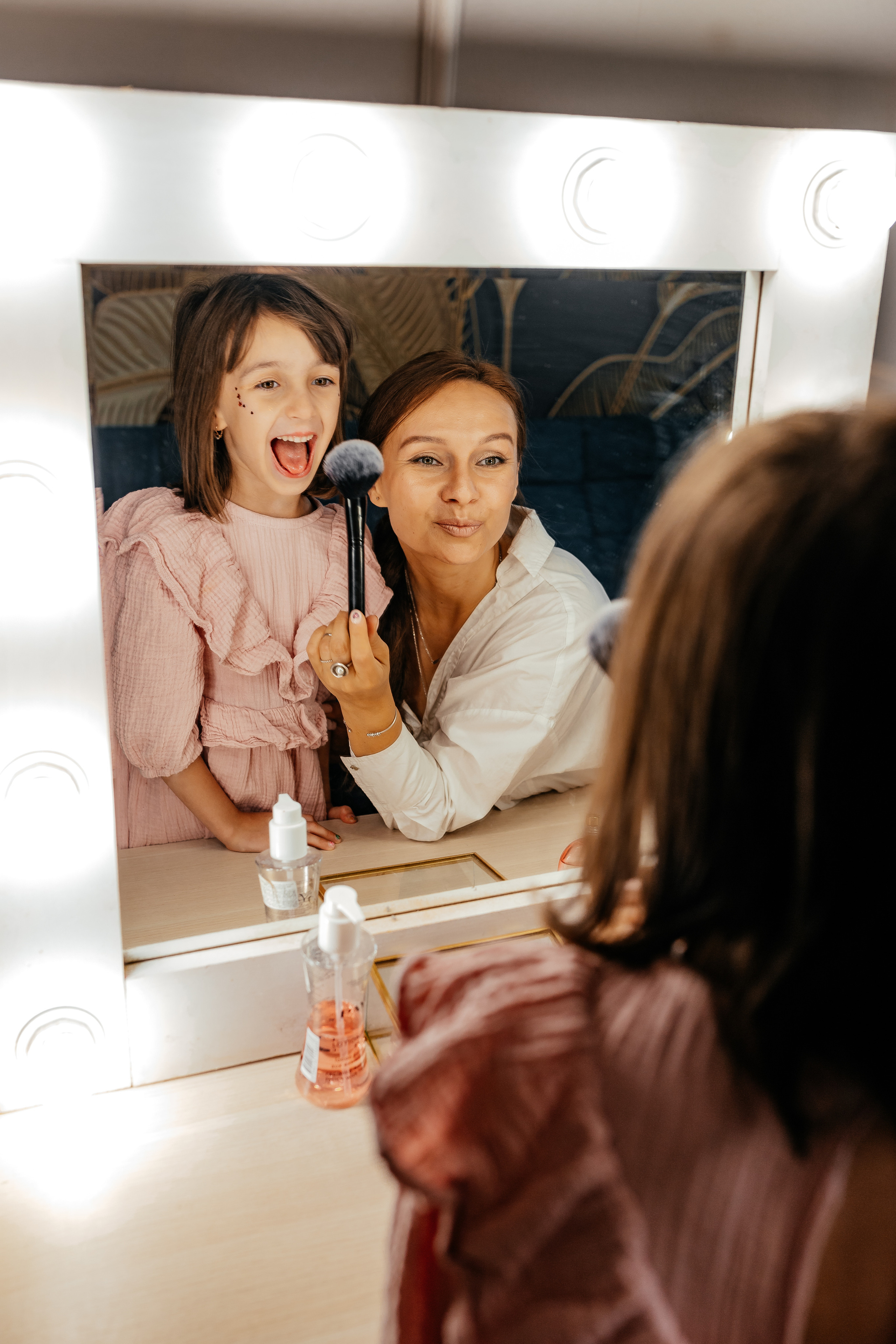 Юлия с семьей. Семейный и домашний фотограф в Москве и МО Королева Валерия