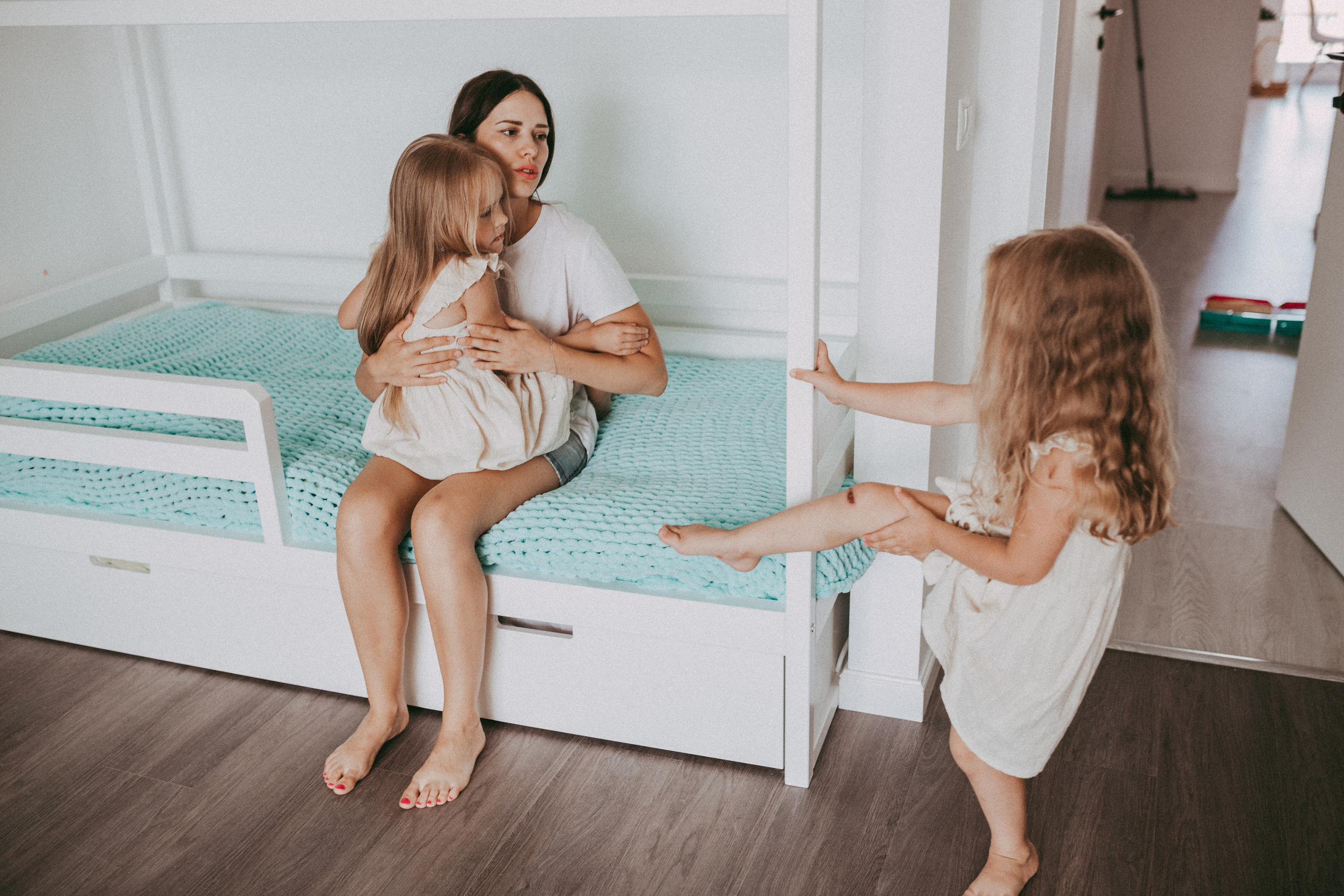 Марина с дочками. Семейный и домашний фотограф в Москве и МО Королева Валерия