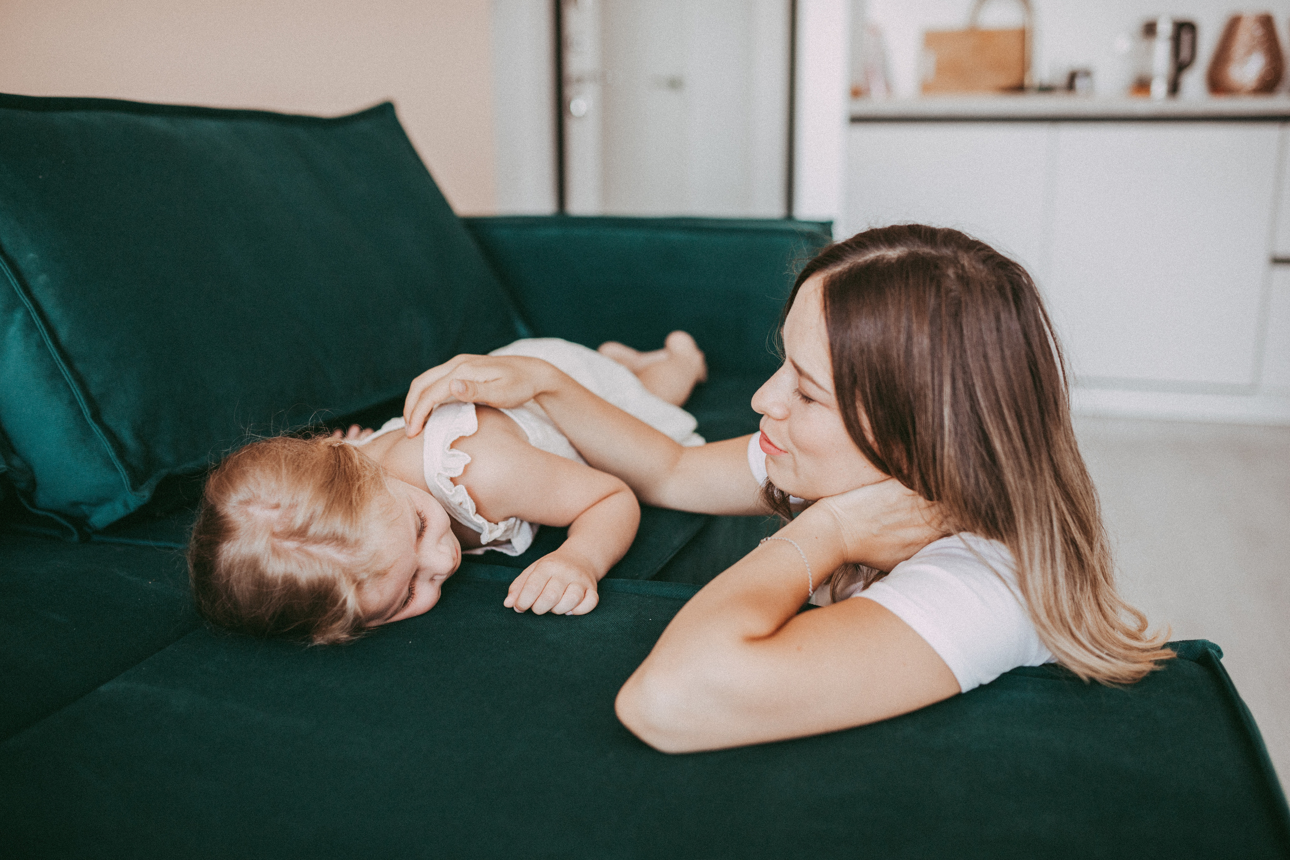 Марина с дочками. Семейный и домашний фотограф в Москве и МО Королева Валерия