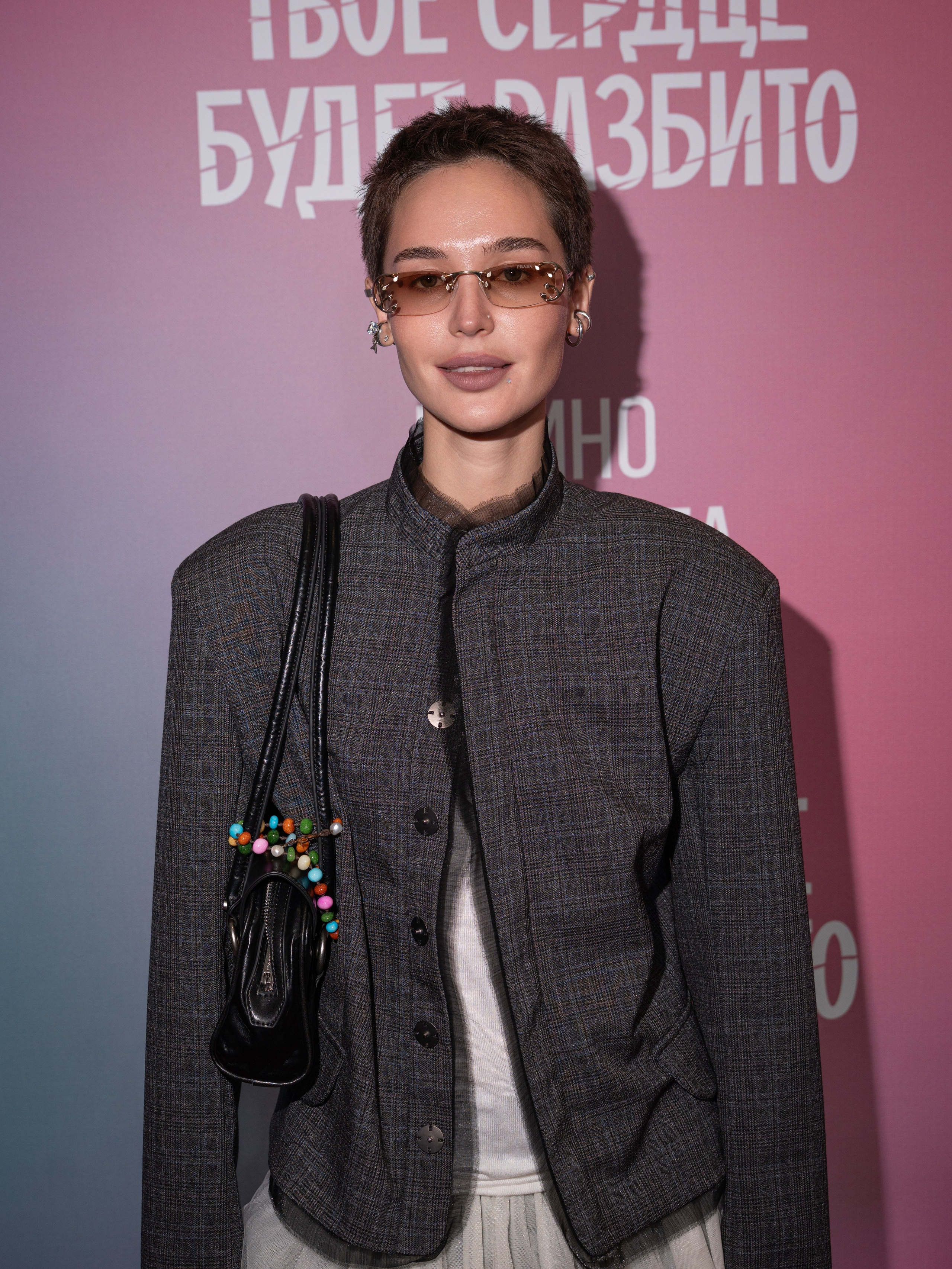 Твое сердце будет разбито. Премьера Твое сердце будет разбито. Фильм Твое сердце будет разбито. Твое сердце будет разбито смотреть. Каро 11 Октябрь