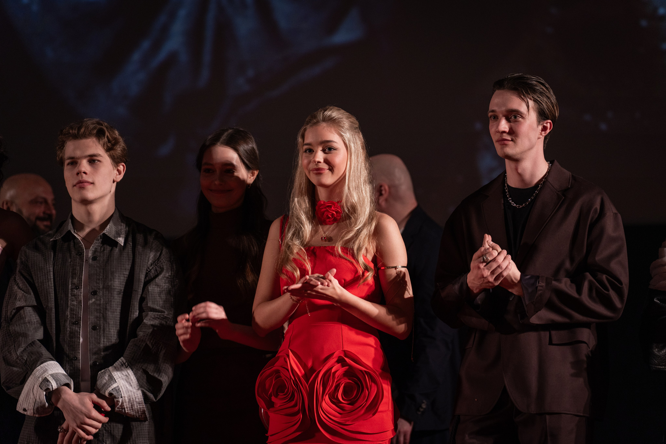 Твое сердце будет разбито. Премьера Твое сердце будет разбито. Фильм Твое сердце будет разбито. Твое сердце будет разбито смотреть. Каро 11 Октябрь