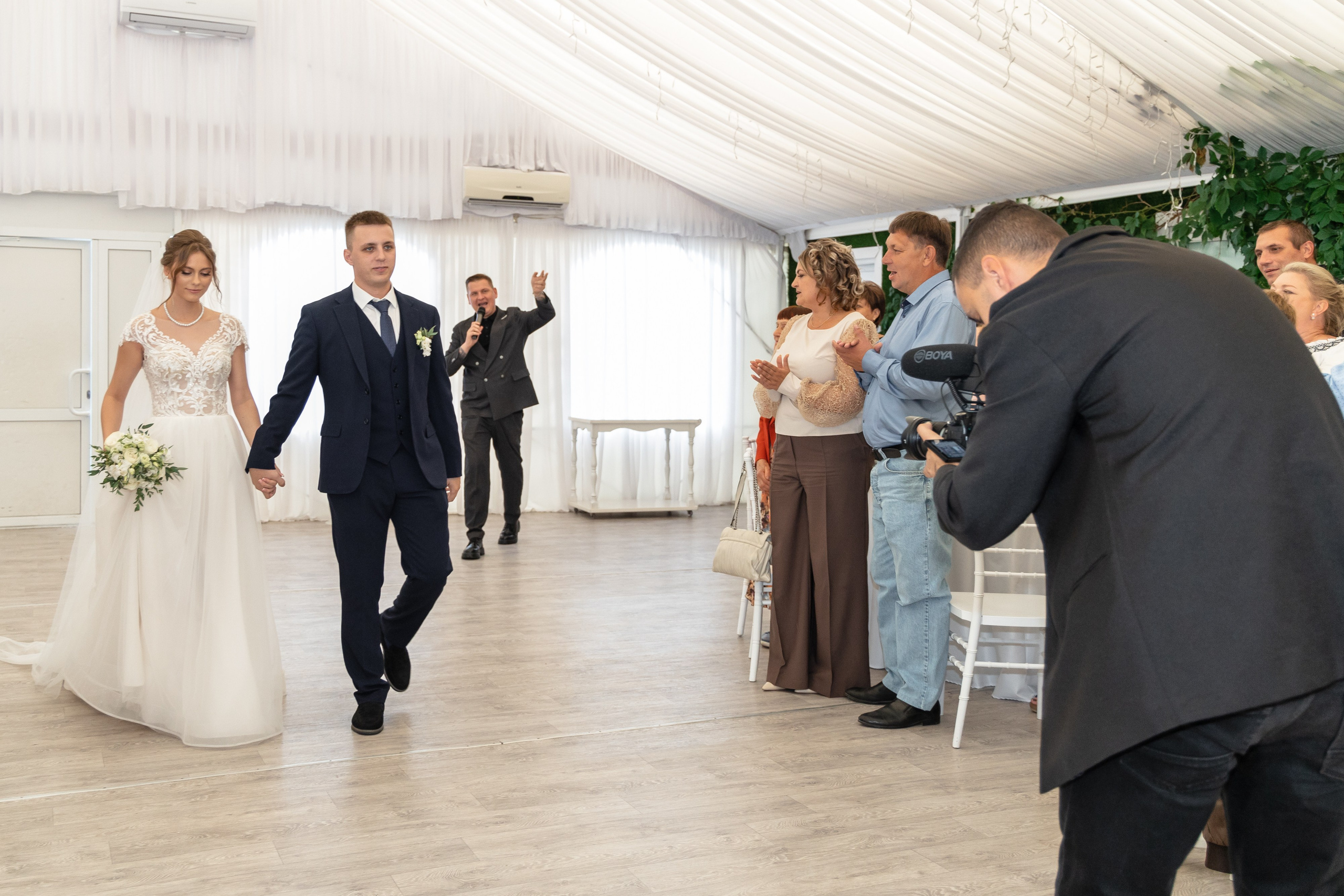 Ксения и Антон (полный день). Фотограф в Барнауле Юлия Садвокасова