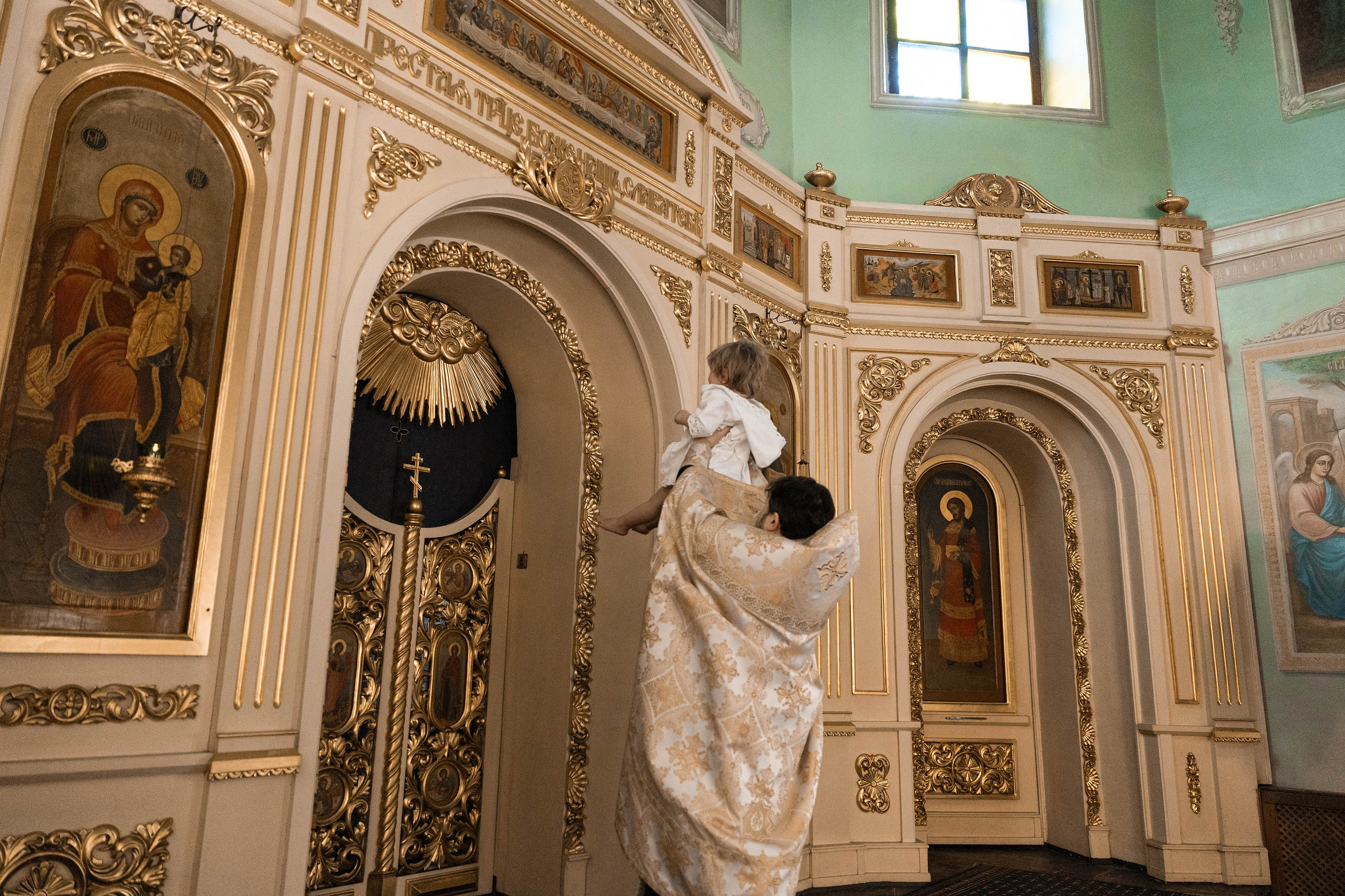 Крещение Даниила. Фотограф Крещение, Выписка москва