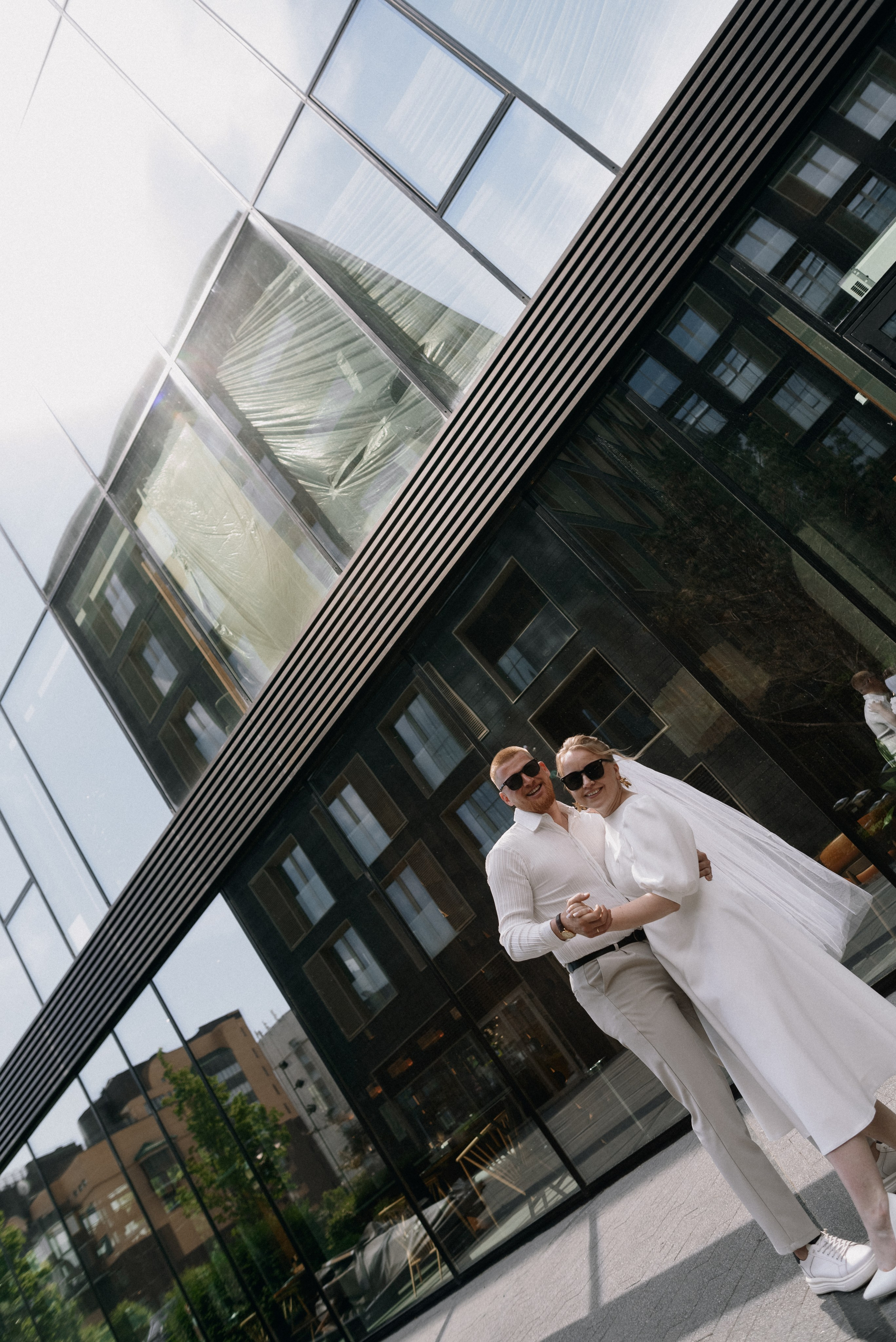 Свадебная фотосессия тюмень мост влюбленных. Фотограф Дарья Мустафина, Тюмень