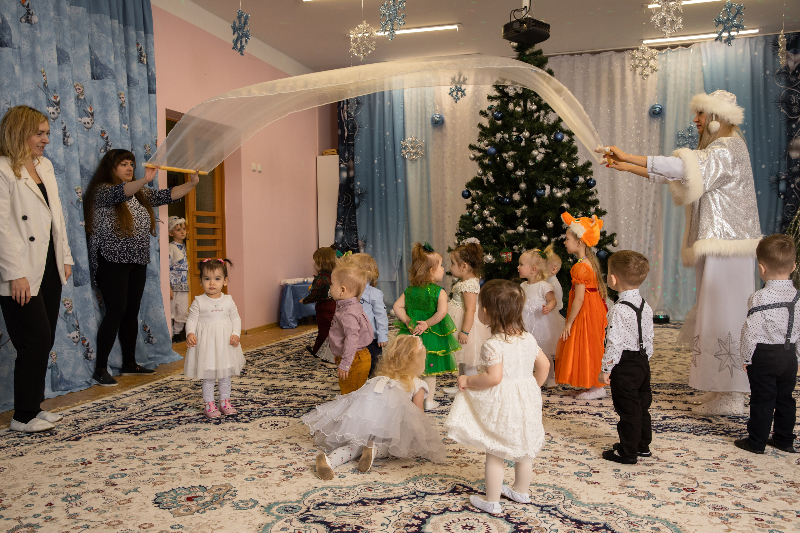 Новогодний утренник Успех. Фотограф в Железнодорожном и Балашихе