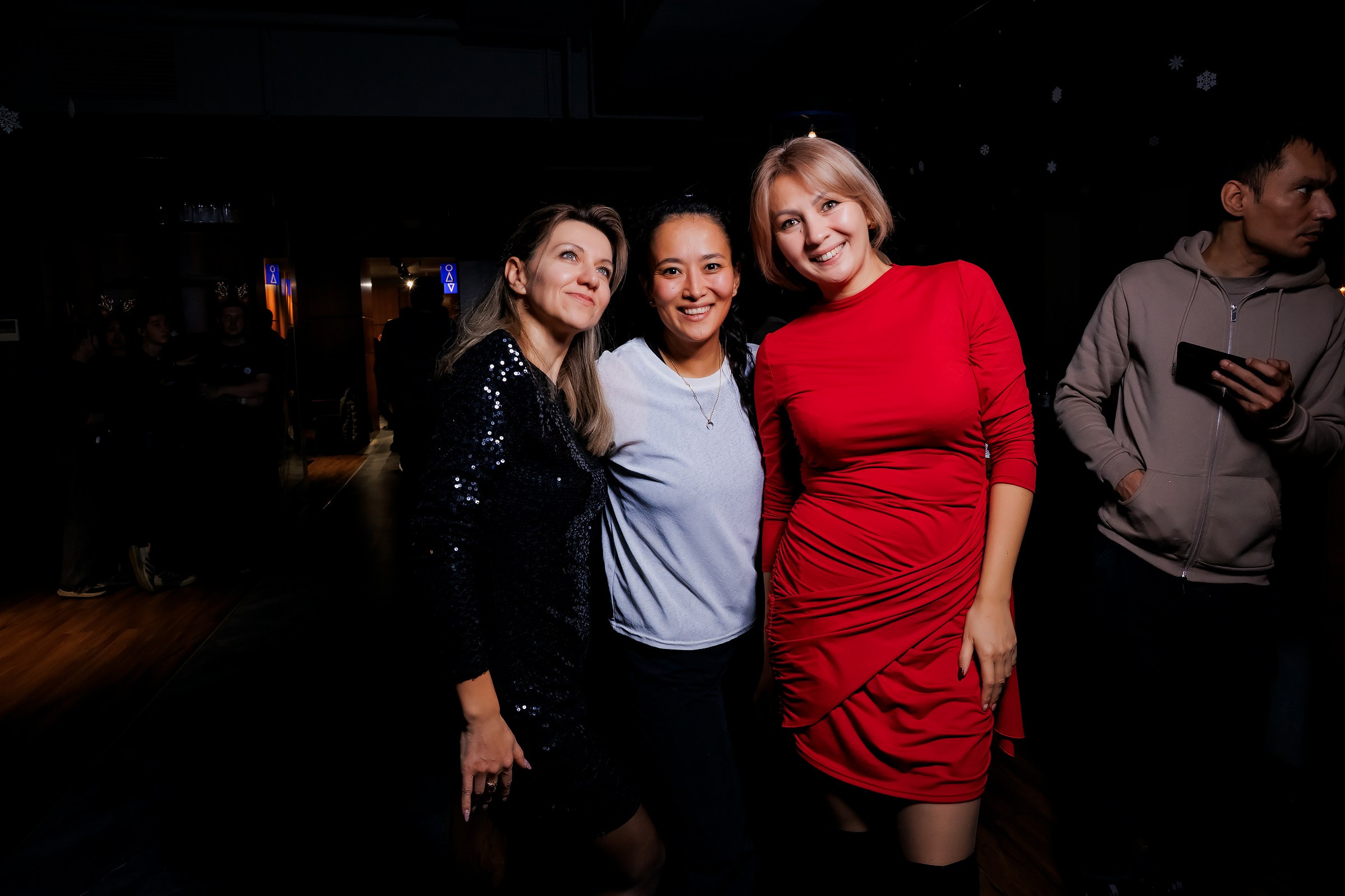 Chechil Pub на Жарокова-Chechil Жарокова. Репортажный фотограф в Алматы Каюпов Сержан