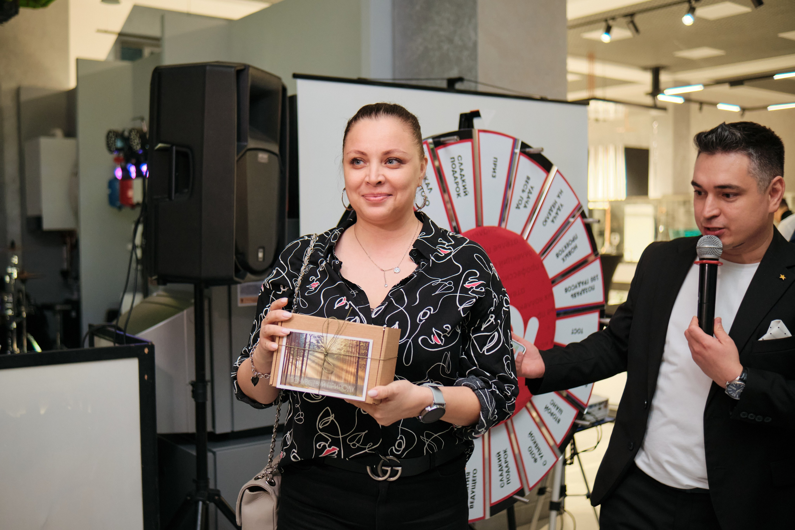 Открытие салона 100 градусов. Антон Ив