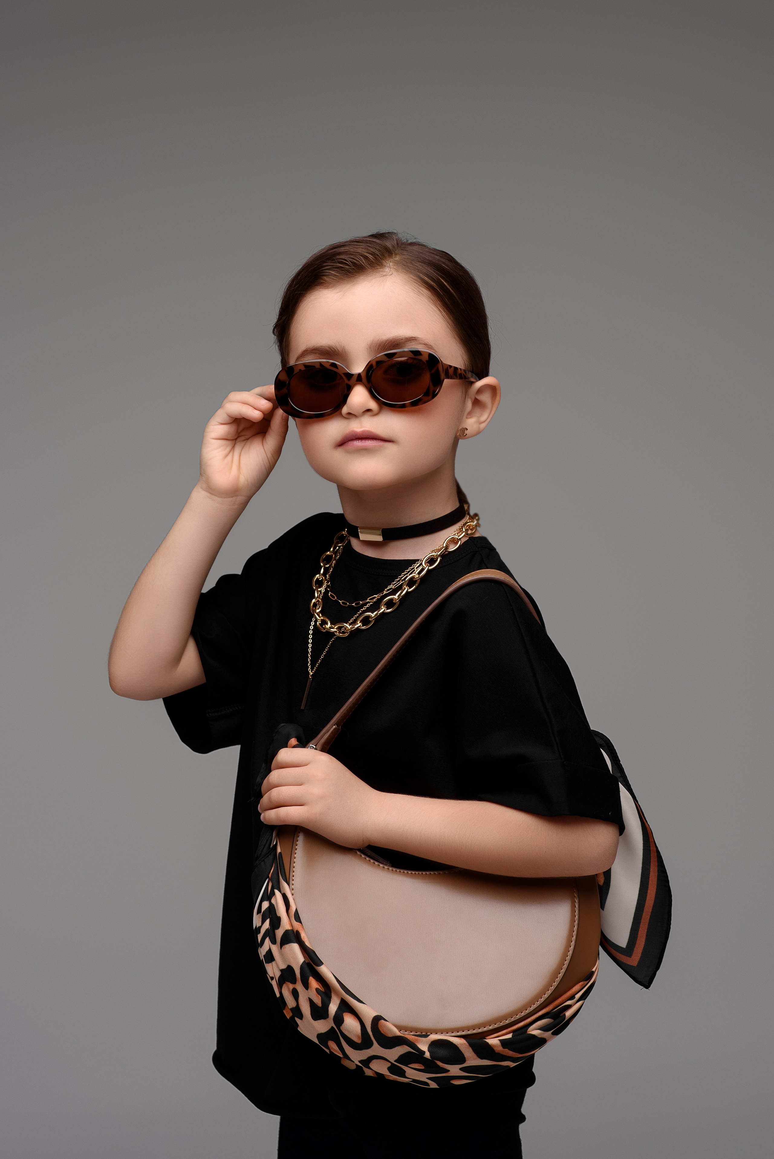 «Платок» Modelle magazine. Съёмки для брендов в Крыму / Стилист / Продюсер / Женя Мамай