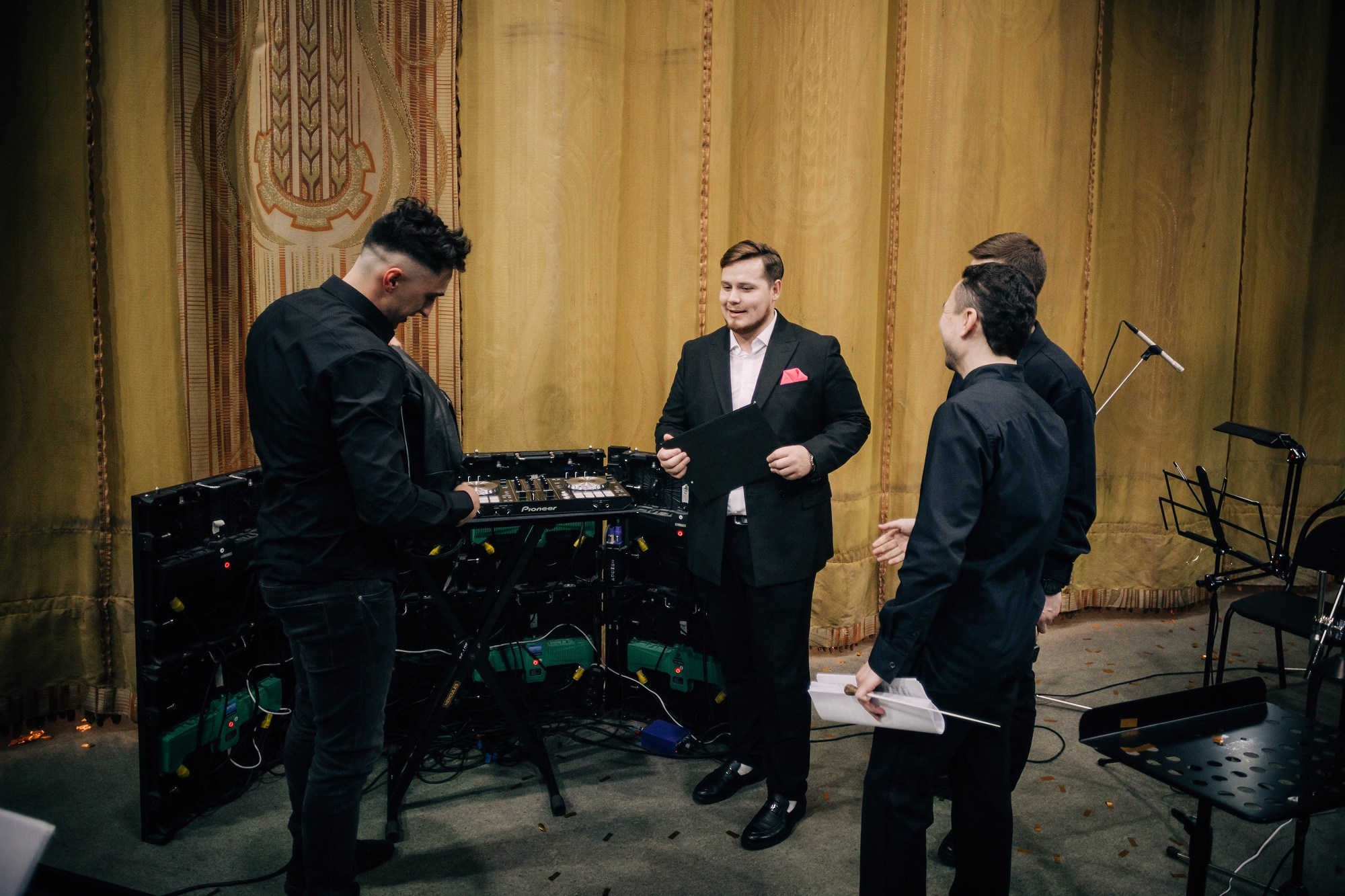 Концерт DJ Илья First. Свадебный фотограф Челябинск, Екатеринбург, Курган — Виктор Слуднов