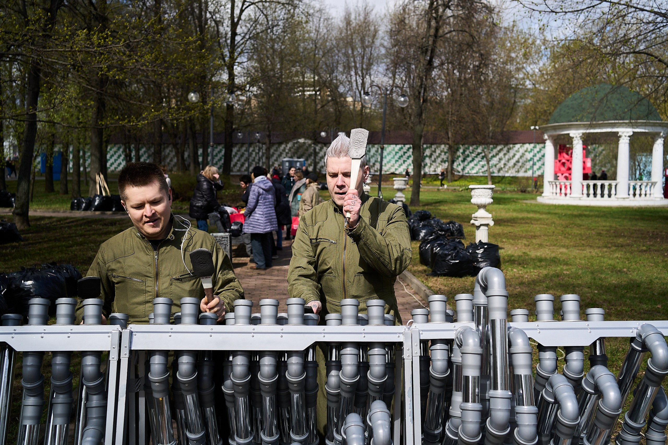 Субботник у Управления делами Мэра и Правительства Москвы. Фотограф и Видеограф в Москве. Олег Корушев