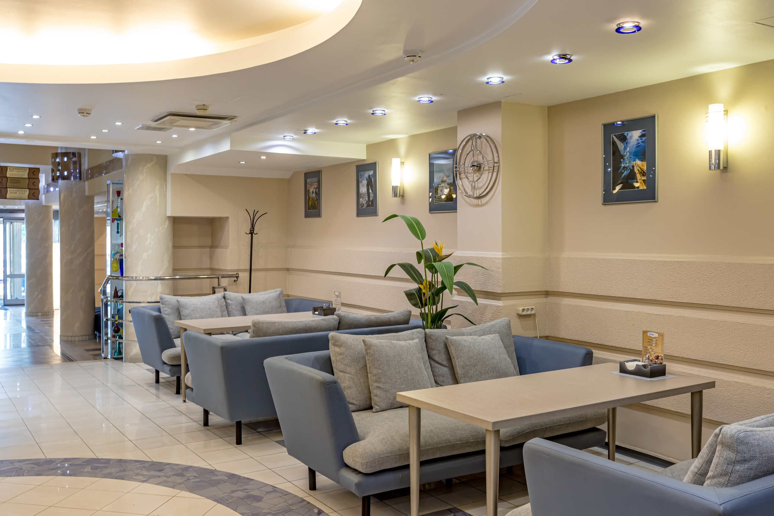 Лобби отеля «Нептун». Фотограф Махлаева Виктория/Санкт-Петербург