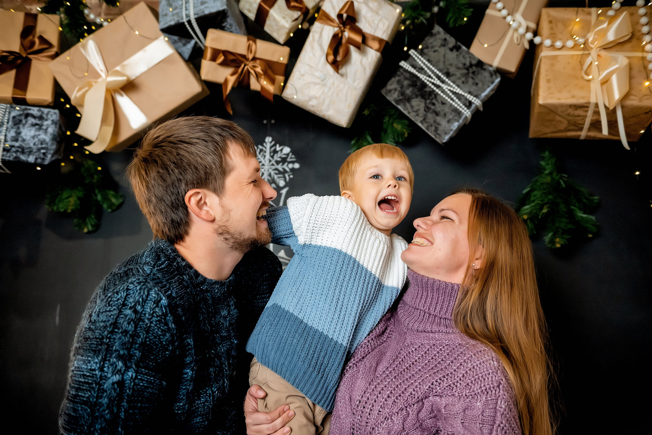 Портфолио фотографа: Новогодние фотосессии — Идеи, примеры и вдохновение для ваших праздничных кадров