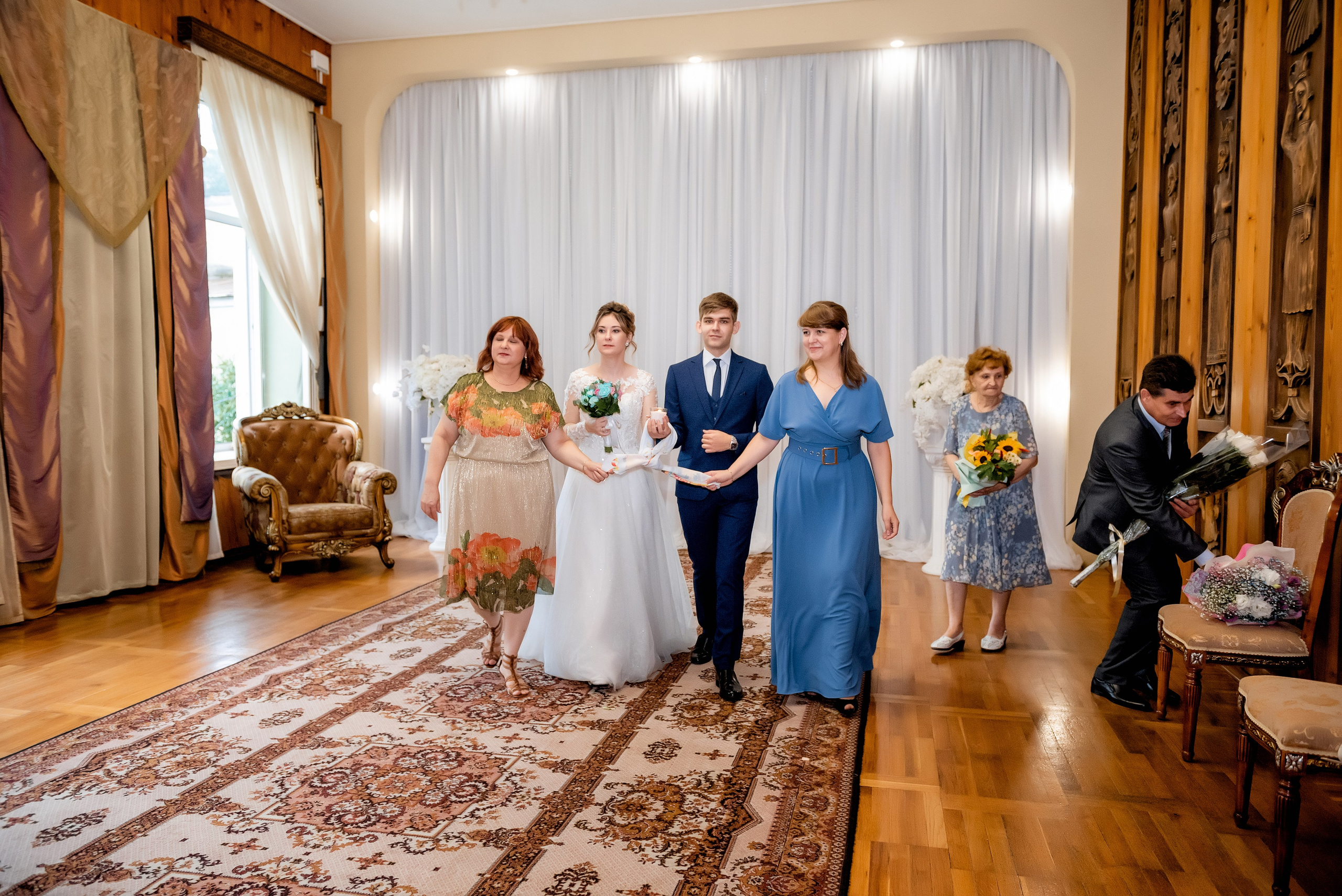 Фотограф на роспись в ЗАГСе в Ростове-на-Дону