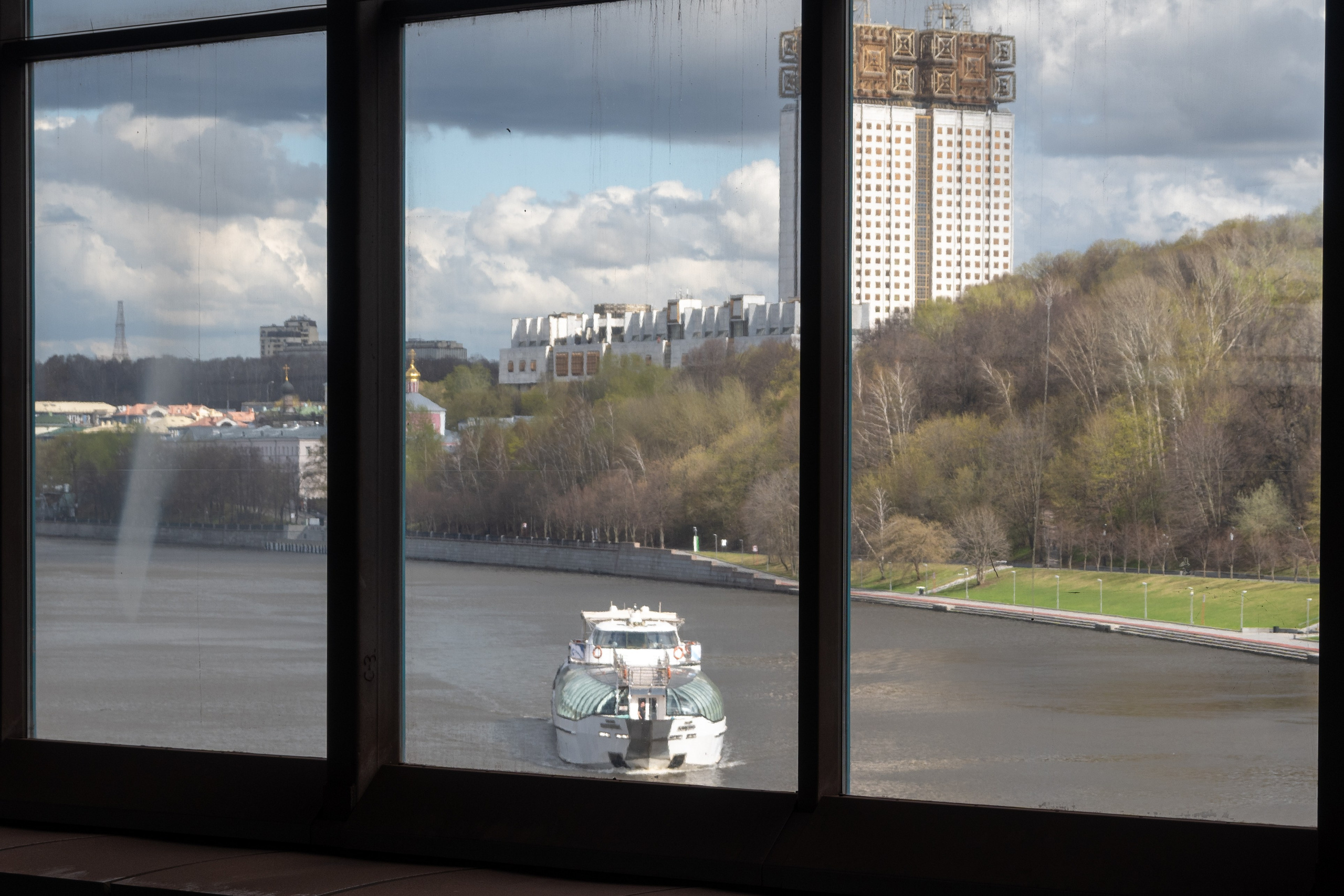 20240419 Хамовники. Дмитрий Ремизов. Фотография, как хобби