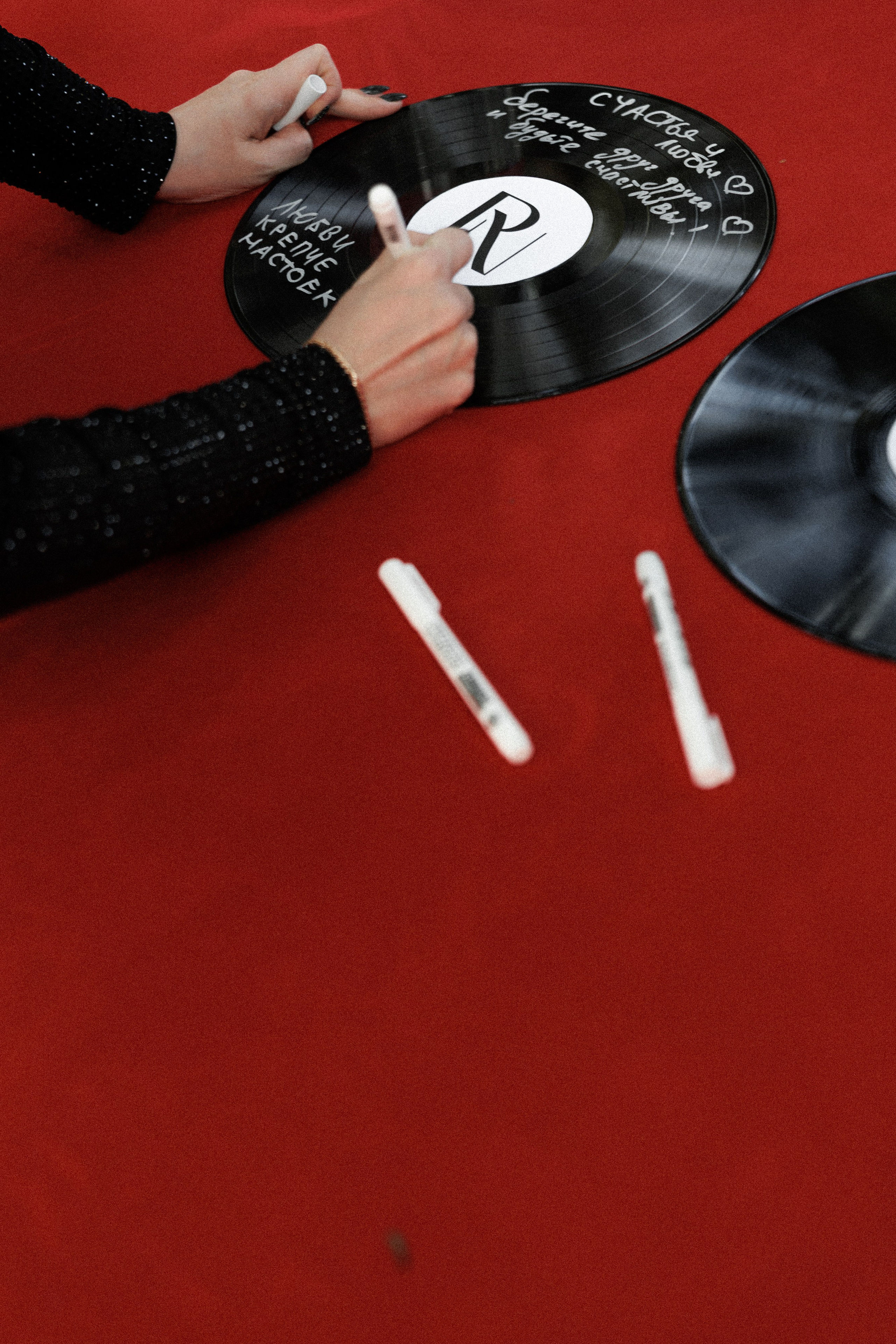 LOVE & HATE | R & N. Свадебный и event-фотограф Иван Волнухин