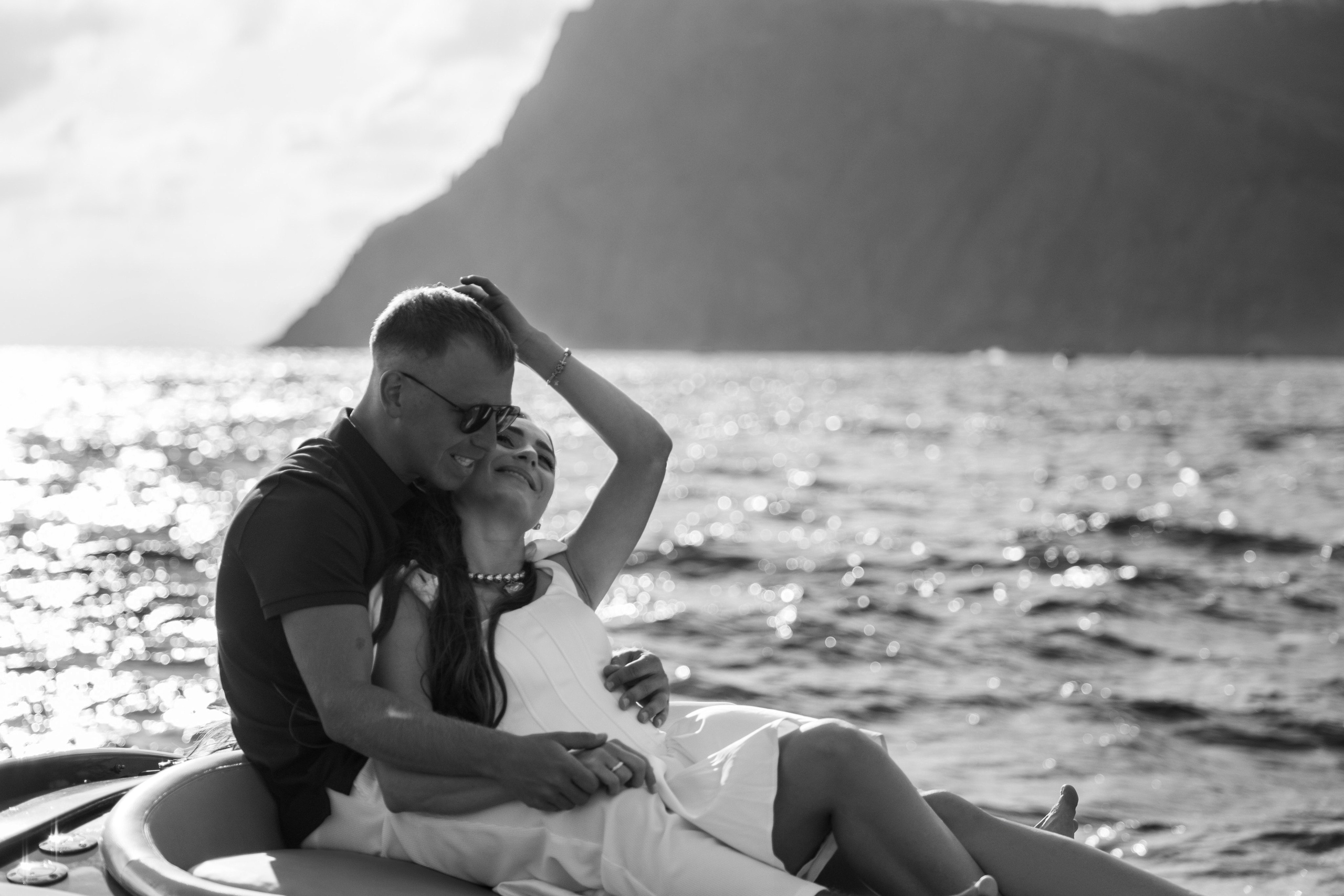 Фотосессия на катере Lamborghini в Балаклаве | Фотограф Илья Желдак. Свадебный фотограф и видеограф в Крыму! Ваш день будет незабываемым!