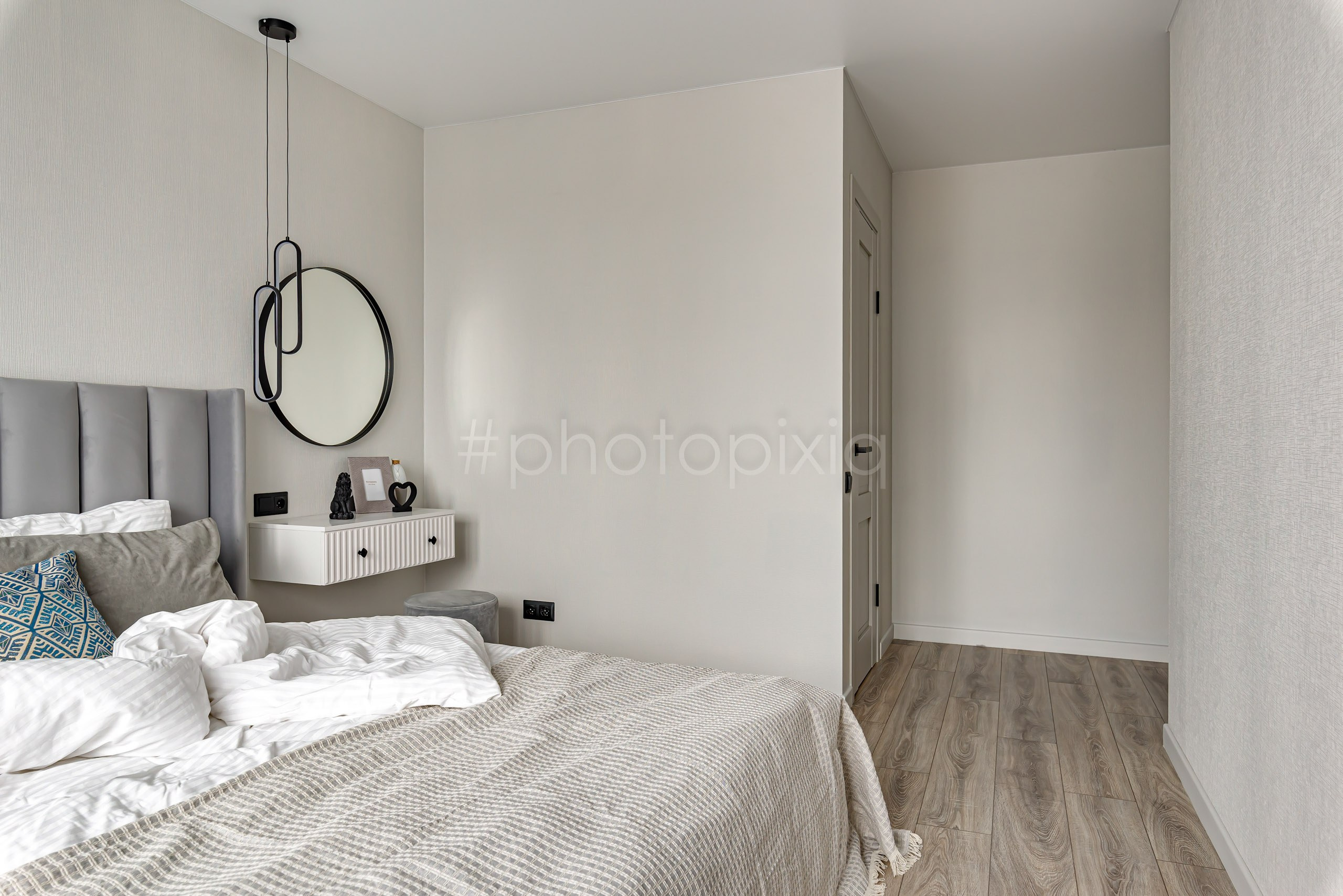 Интерьерная съёмка двухкомнатной квартиры на Волгина. Интерьерная съёмка и виртуальные туры — Интерьерный фотограф Кузнецов Сергей (photopixiq)