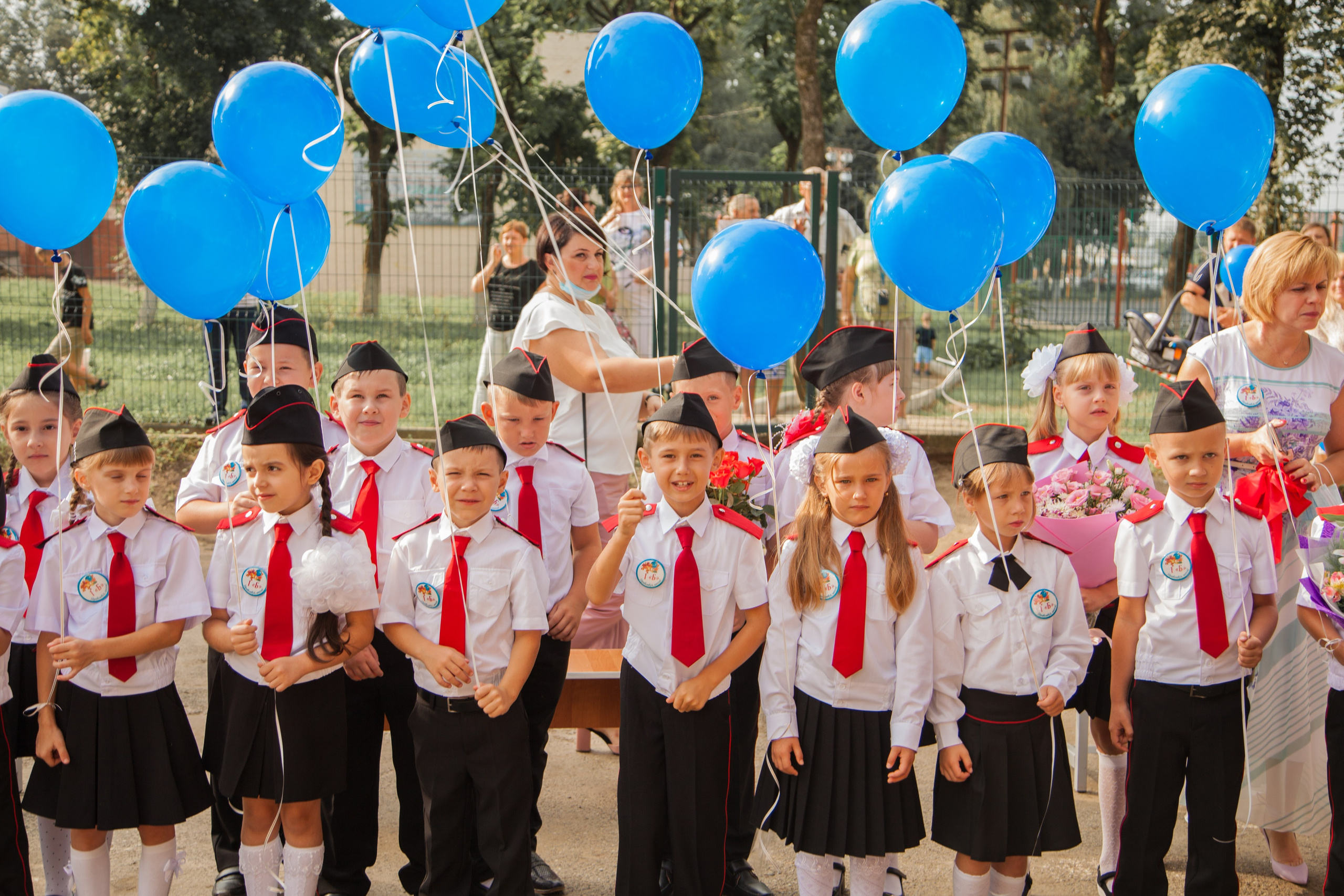 Линейка 1 сентября. Свадебный и семейный фотограф в Армавире