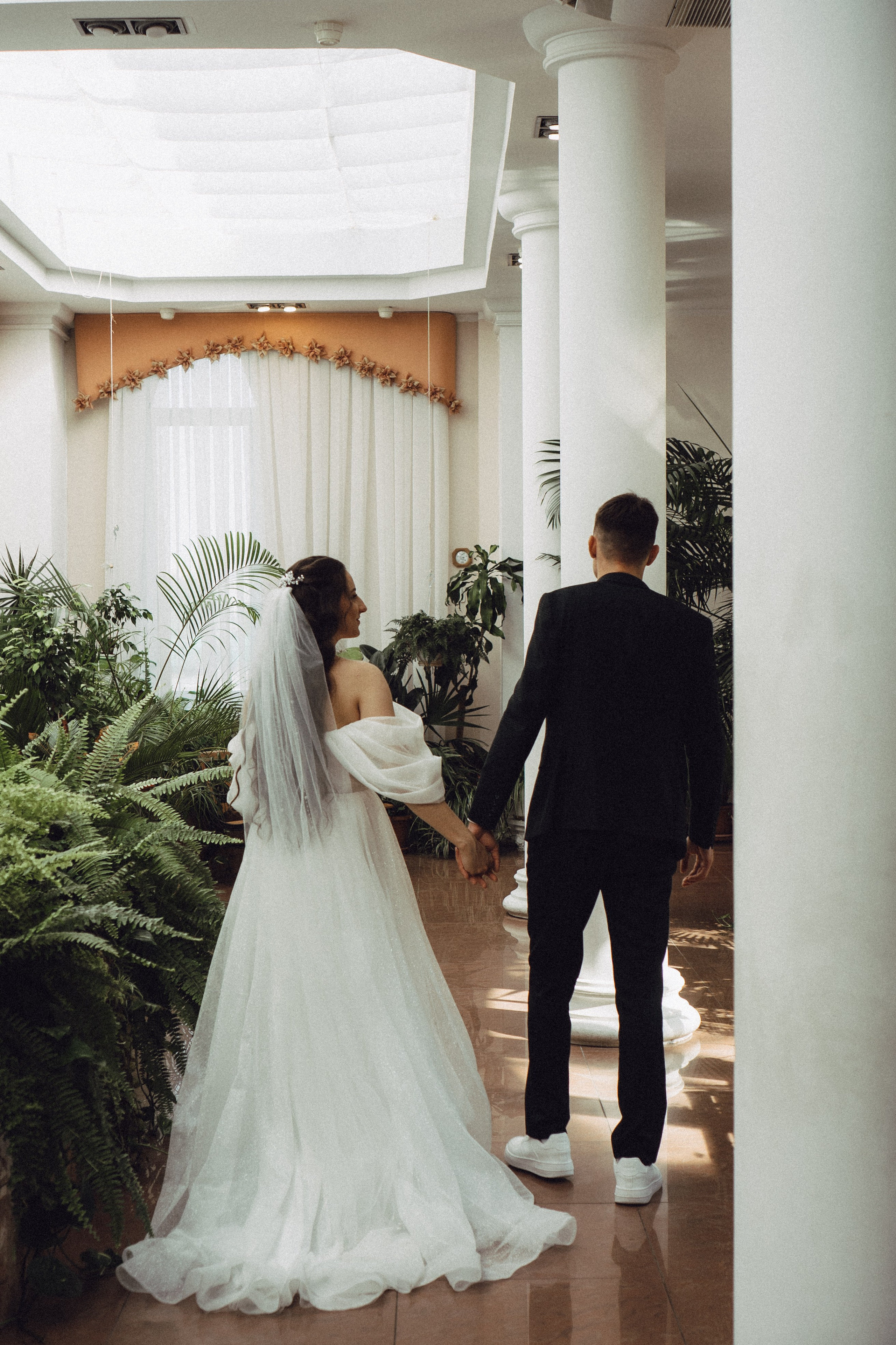 СВАДЕБНАЯ СЬЕМК В ПАРКЕ 300-ЛЕТИЯ. Профессиональный фотограф, Санкт-Петербург — Виктория Богомолова