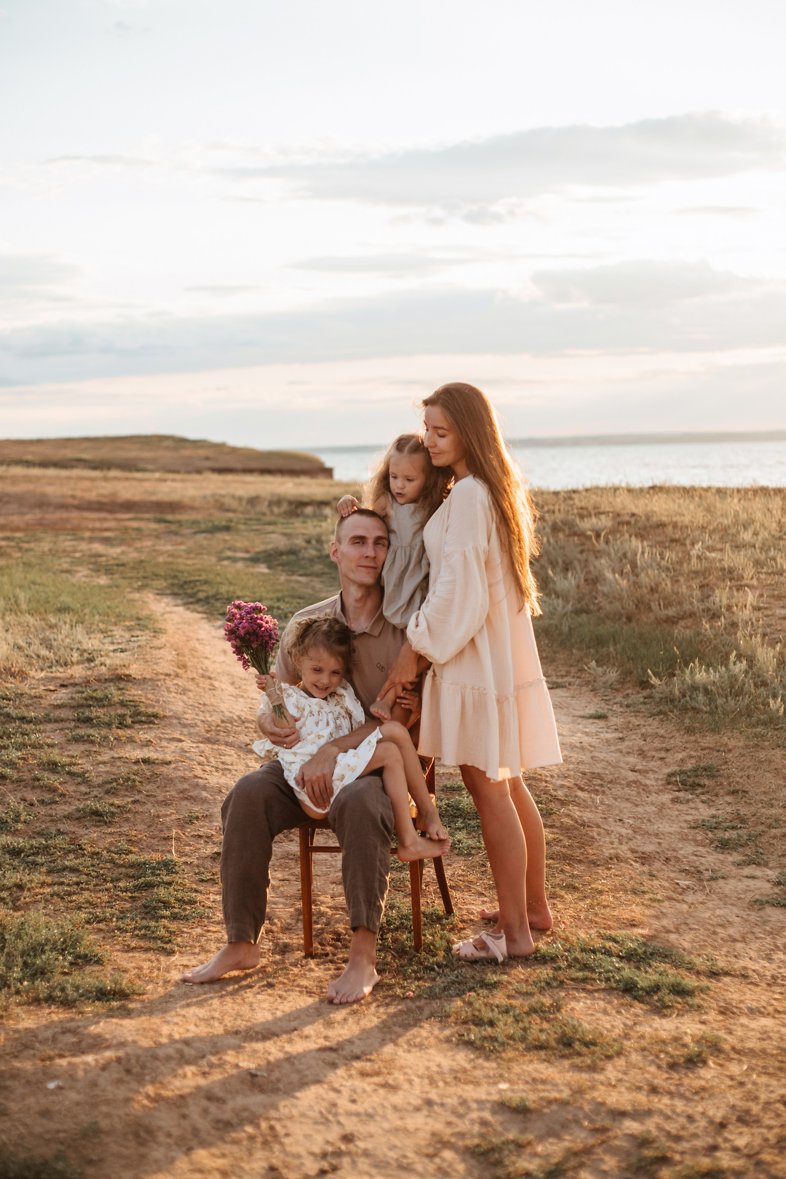 Люба и Саша с дочерьми. Фотограф в Волгограде и Москве | Анастасия Лаврова