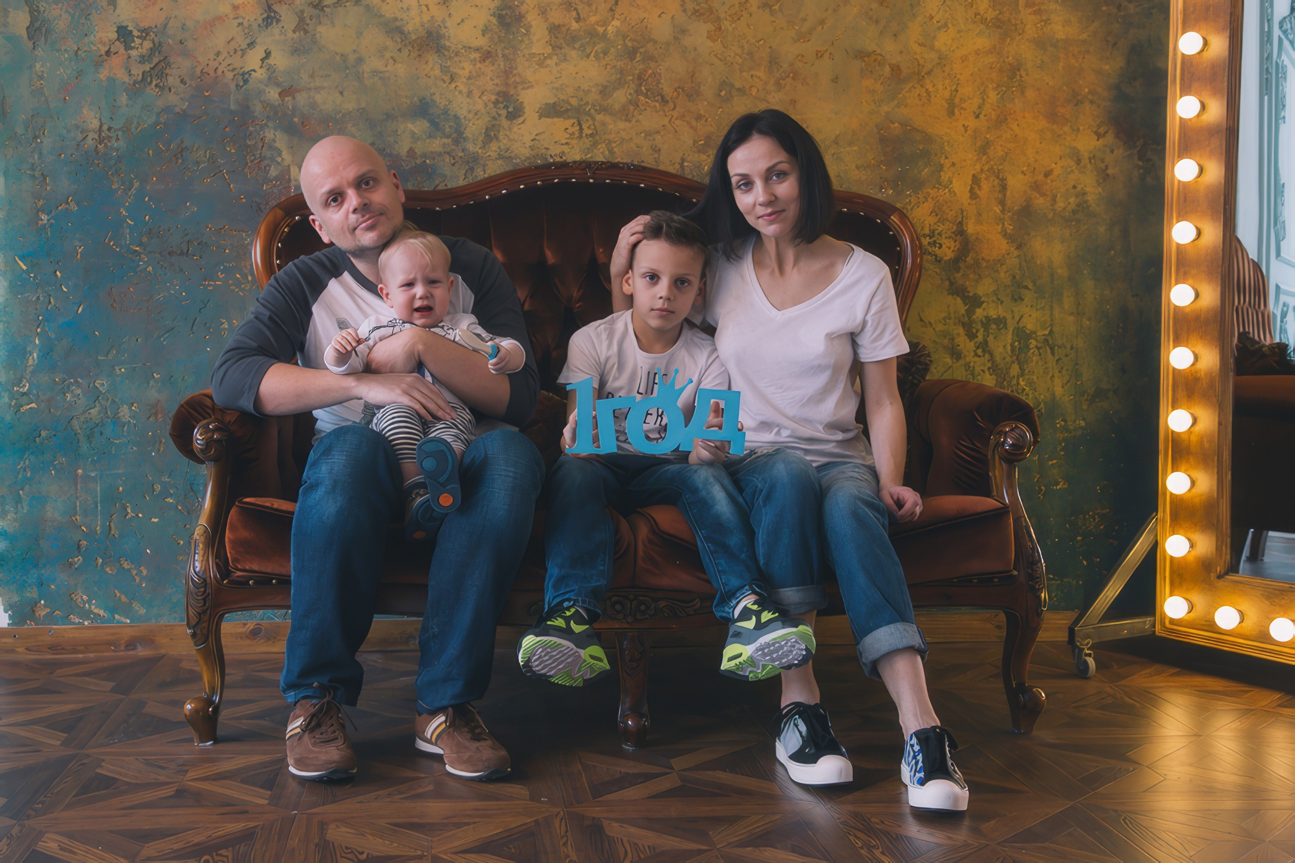 Семейная фотосессия на годик. Фотограф и режиссер Московко Екатерина