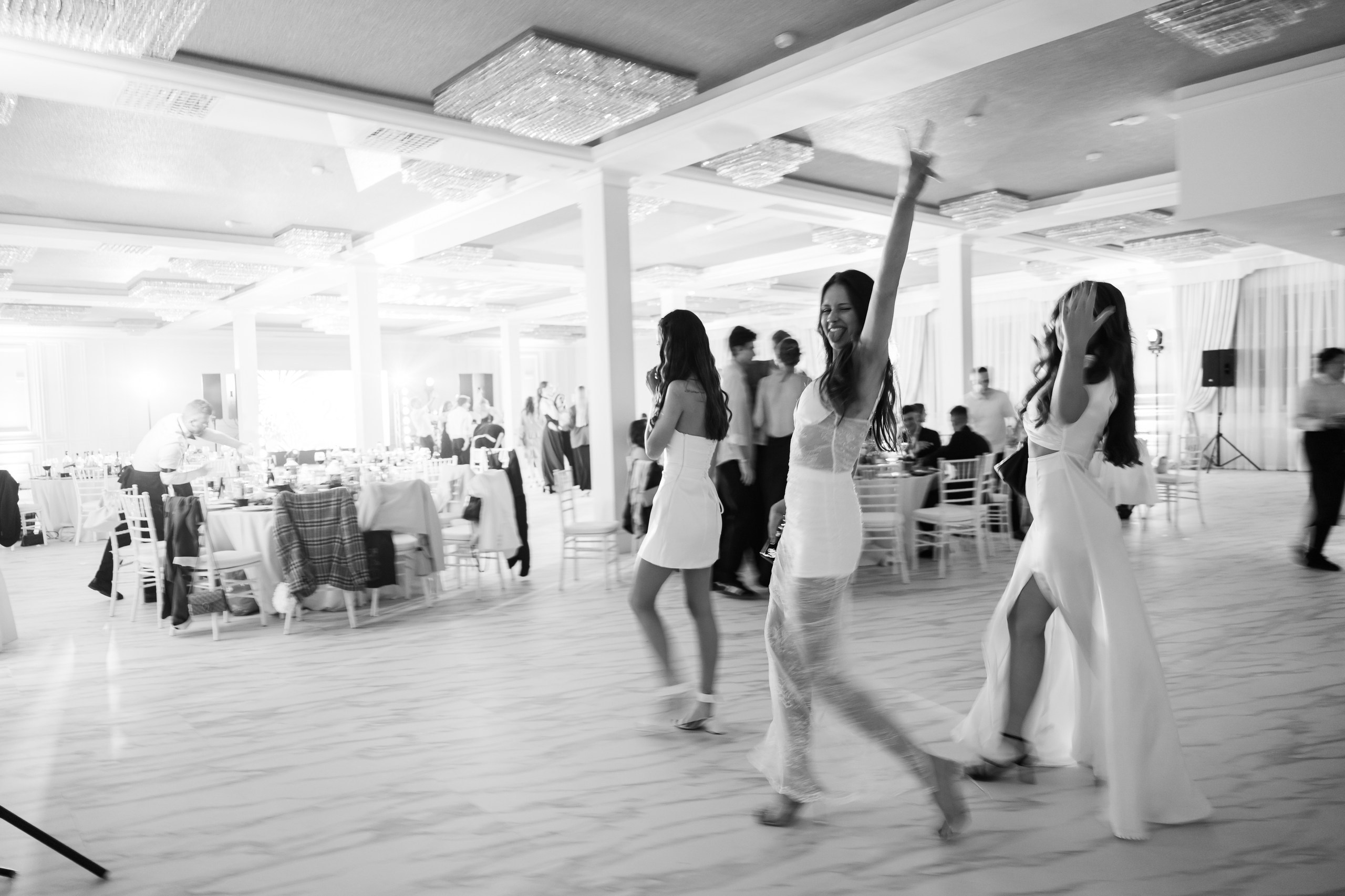 Фотограф на свадьбу Минск Москва Санкт-Петербург Свадебный фотограф на выпускной Репортажный фотограф Love Story Свадебная прогулка. Свадебный фотограф — Крюков Константин