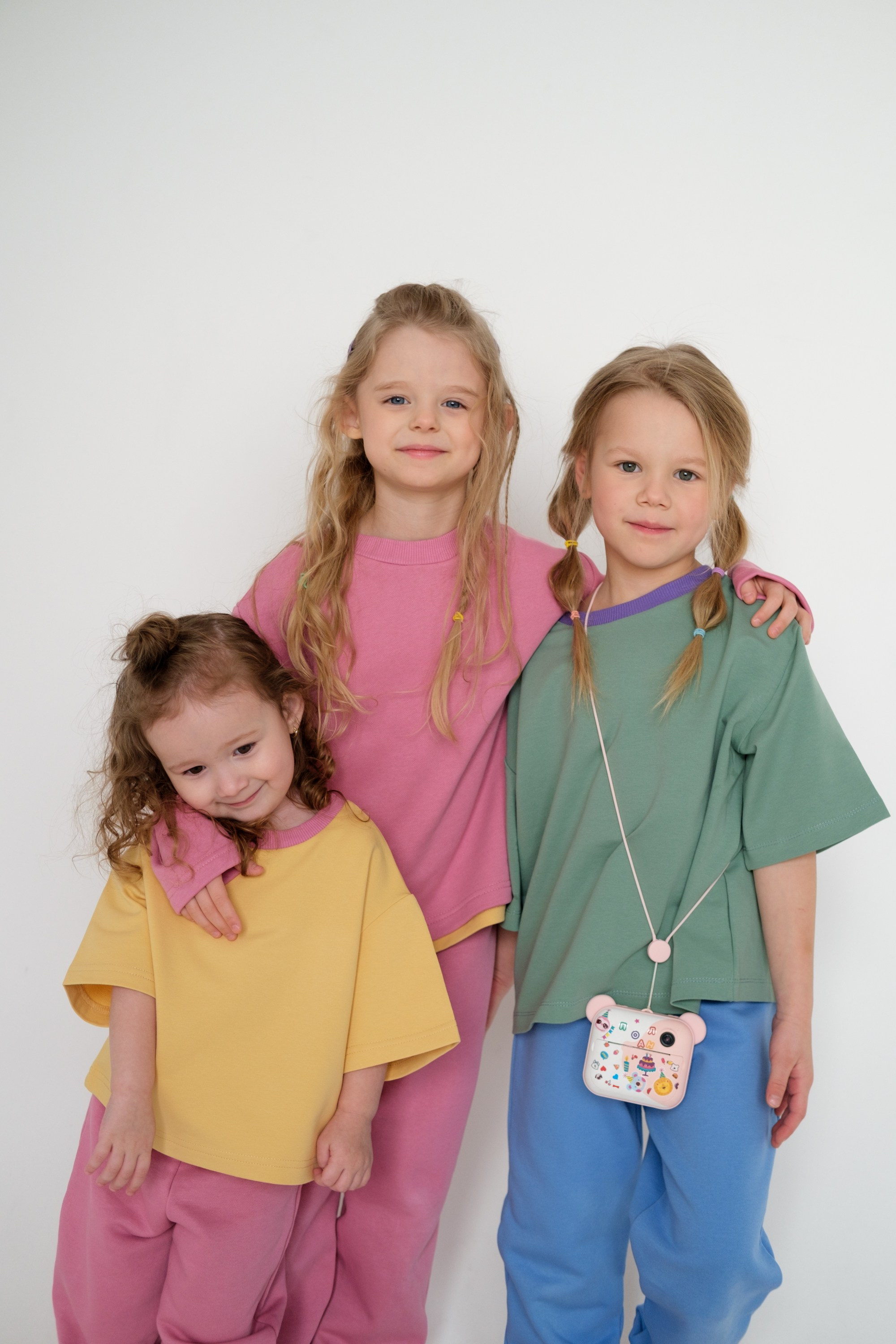 Детская одежда Emoona. Фотограф Софья Володкина