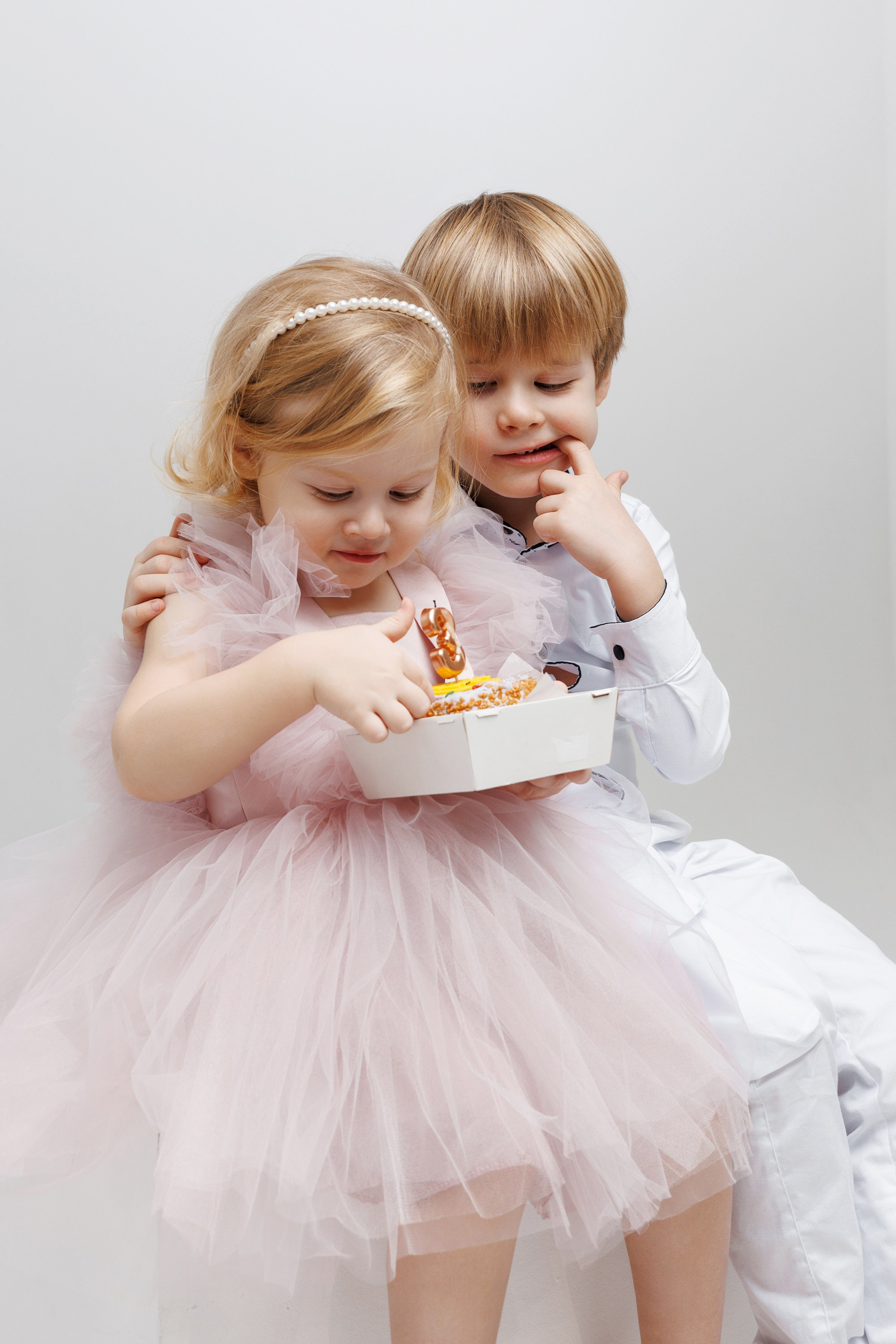 Съемка Дня Рождения Алисы в фотостудии CROSS-STUDIO зал IDEAL. Свадебный и семейный фотограф в Москве и МО Елена Агапова