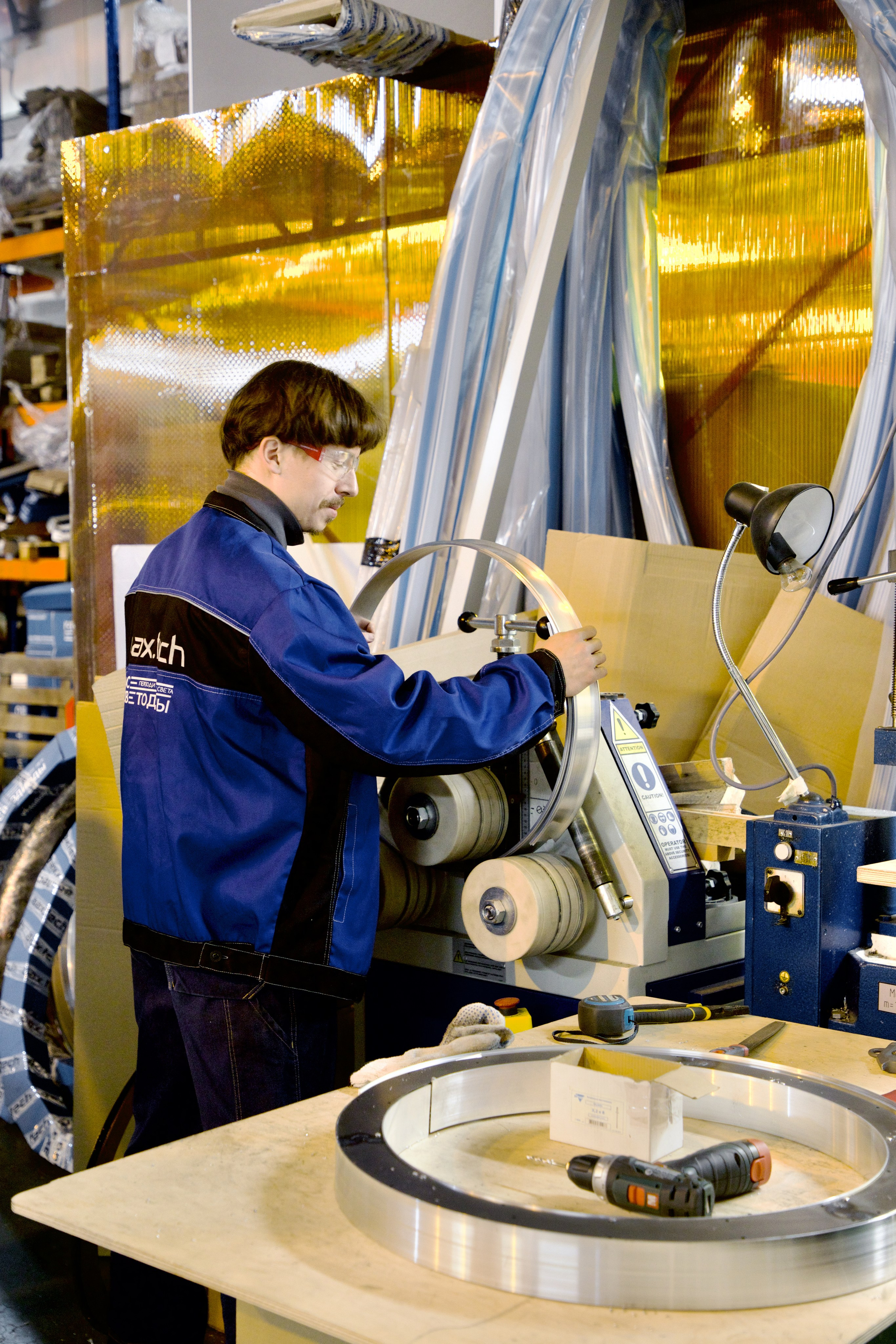 Фотосъёмка в офисе и на производстве. Школьные выпускные альбомы в Москве Марина Николаева