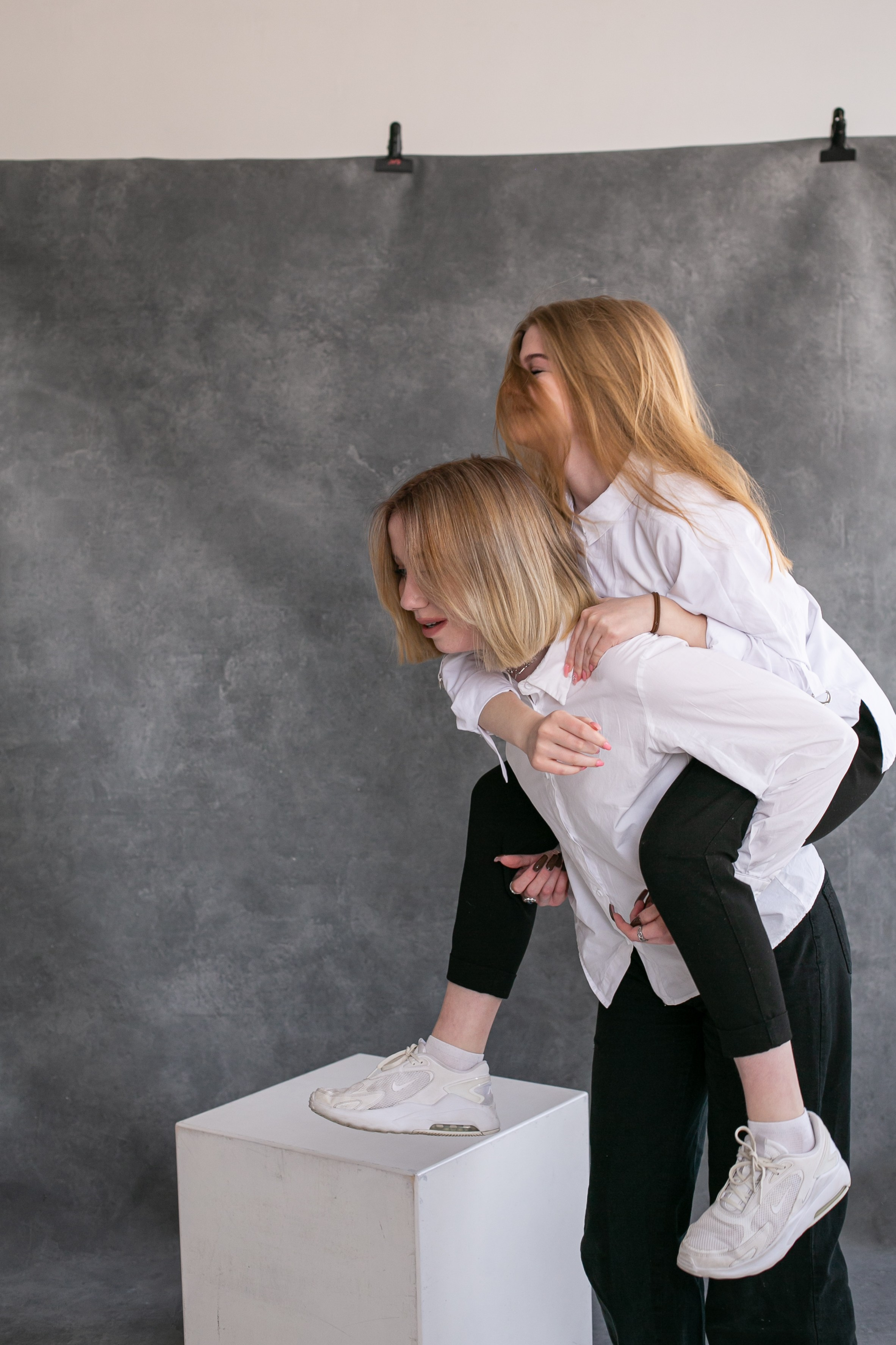 Школьники старший класс. Фотограф Лютикова Ирина, Тюмень, Москва